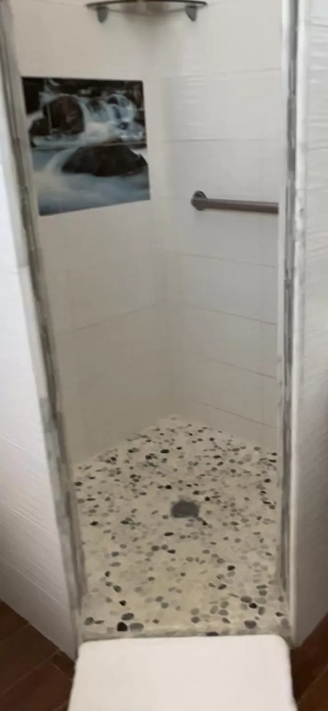 Bathroom in Bella Noni B&B