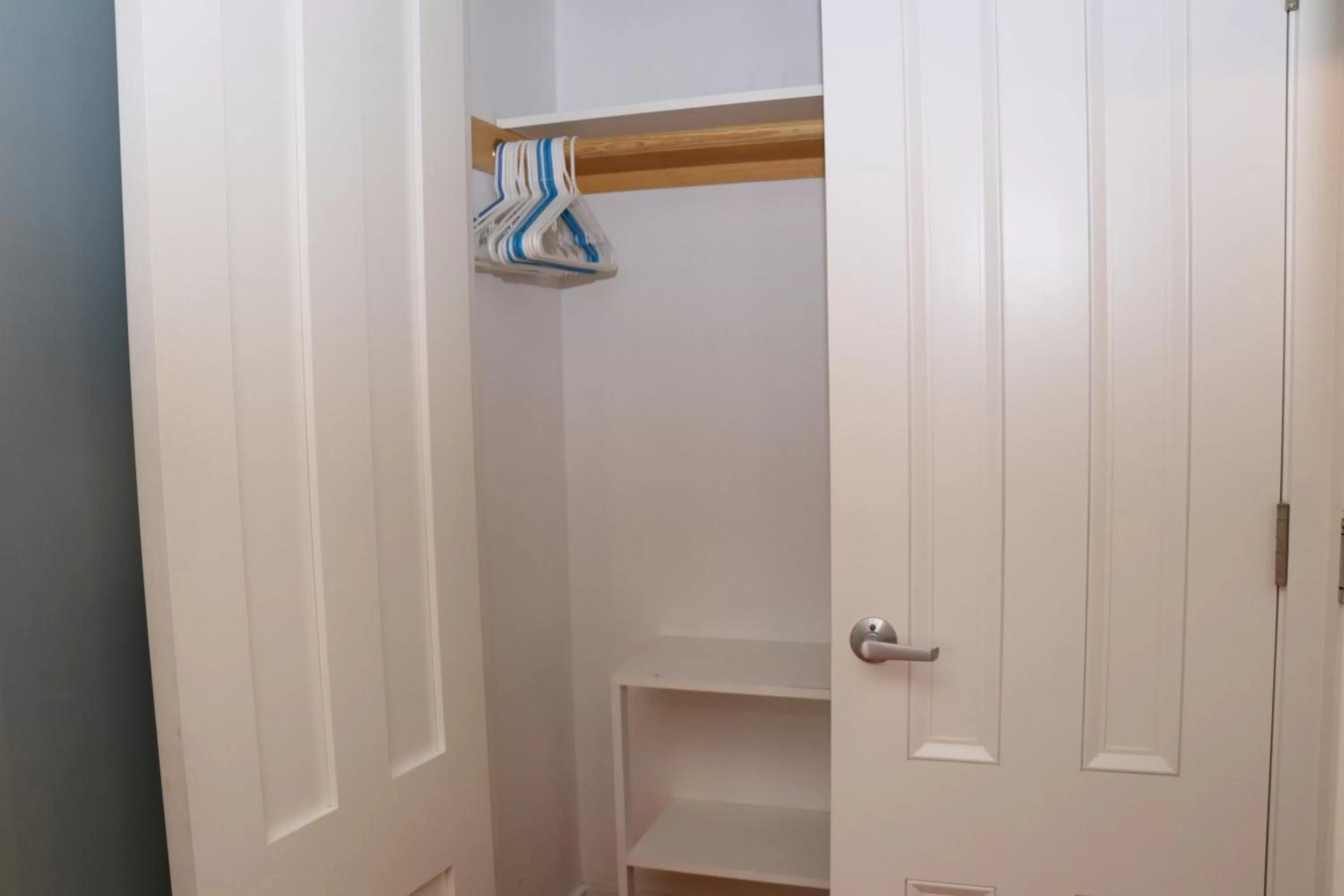 Bathroom in Charming & Stylish Studio on Beacon Hill #15