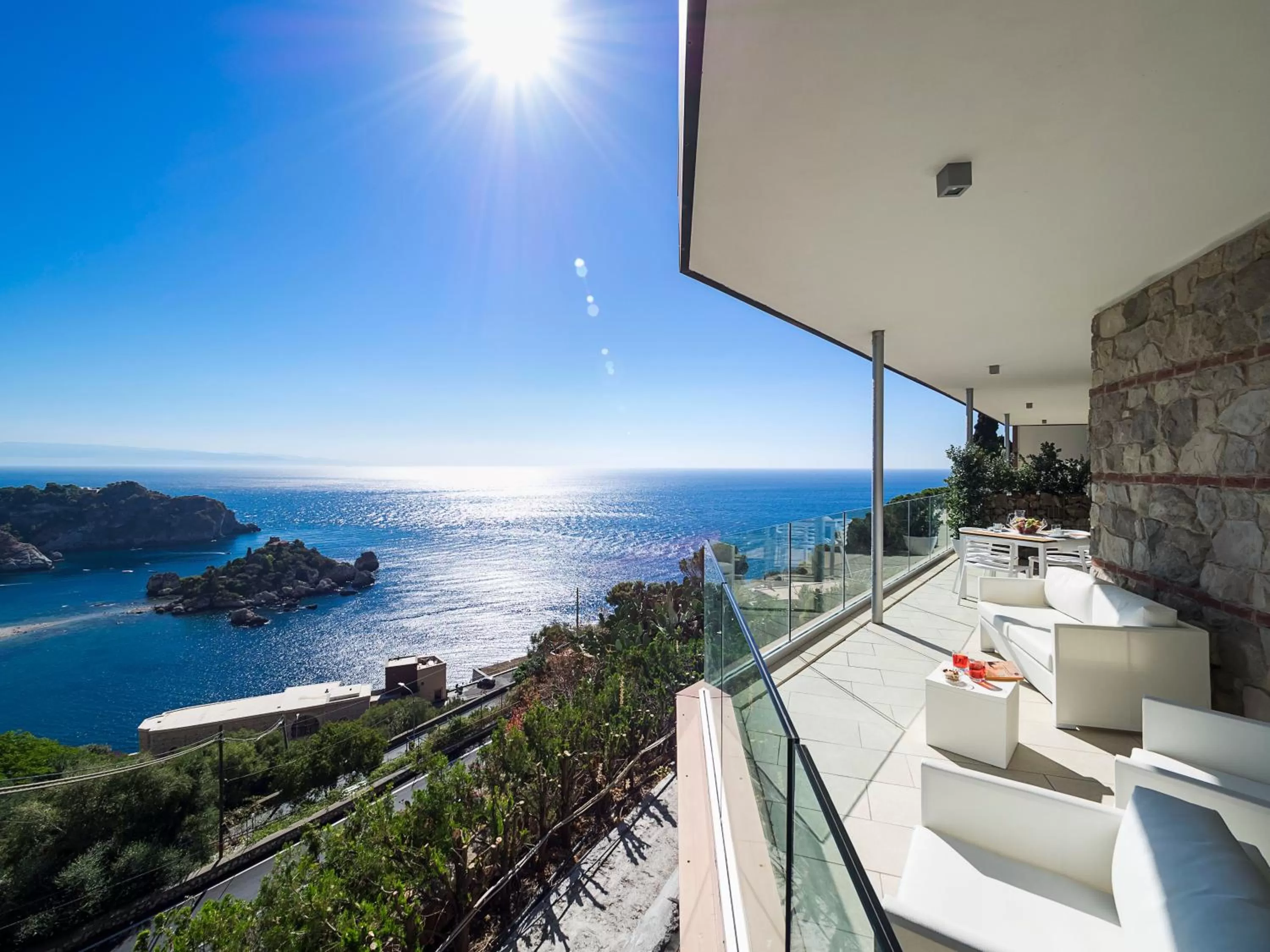 Day in Isola Bella Infinity Suites