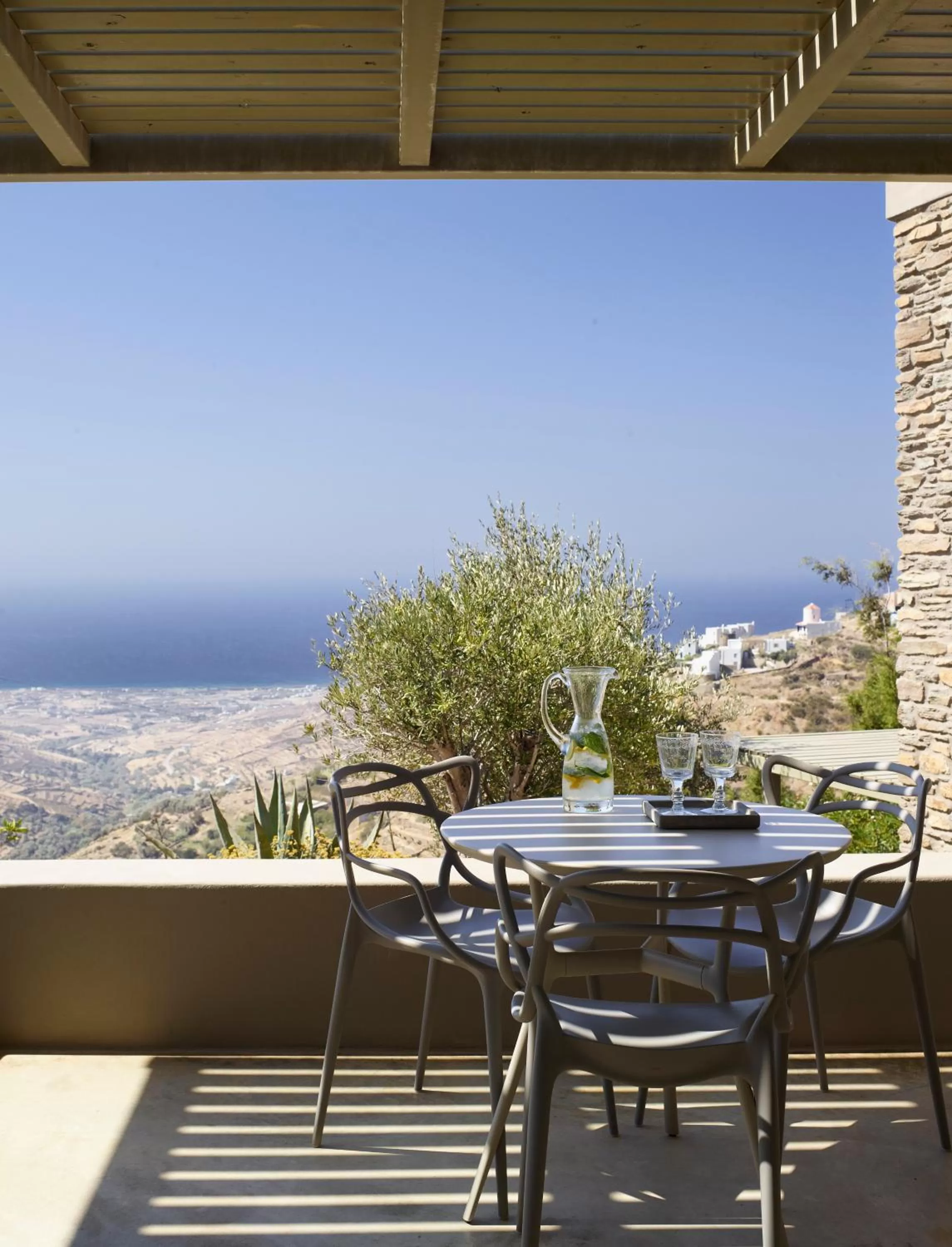 Patio in Aeolis Tinos Suites