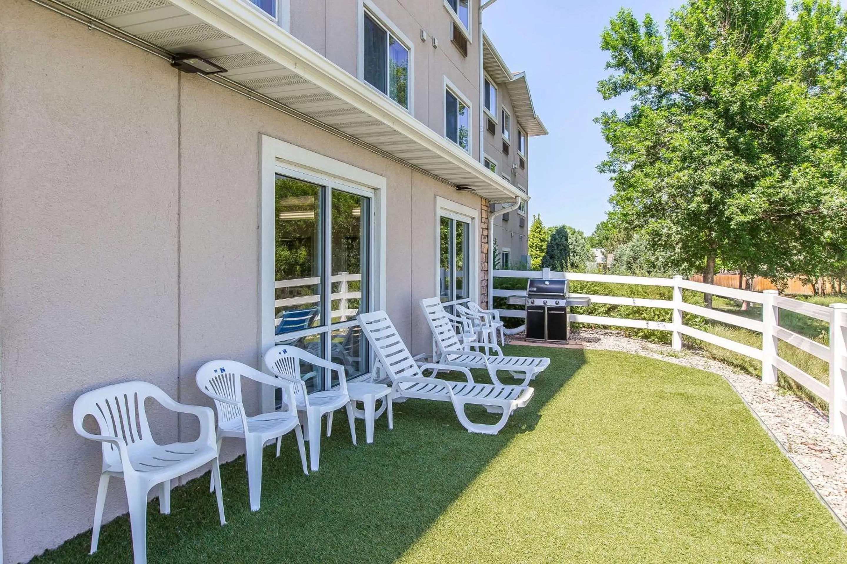 Swimming pool in Quality Inn & Suites Loveland