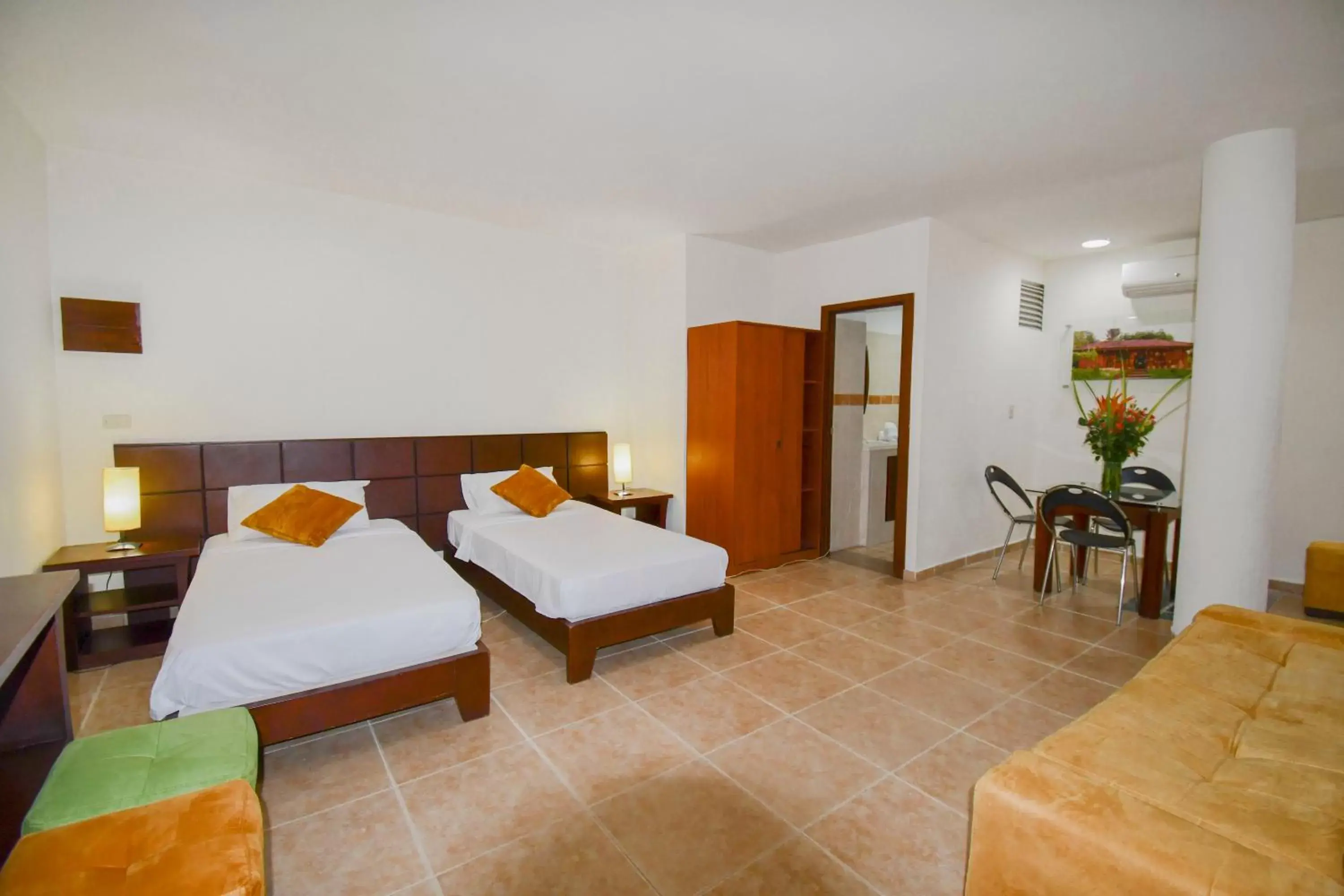 Double or Twin Room in Hotel Monarca Armenia Double or Twin Room in Hotel Monarca Armenia