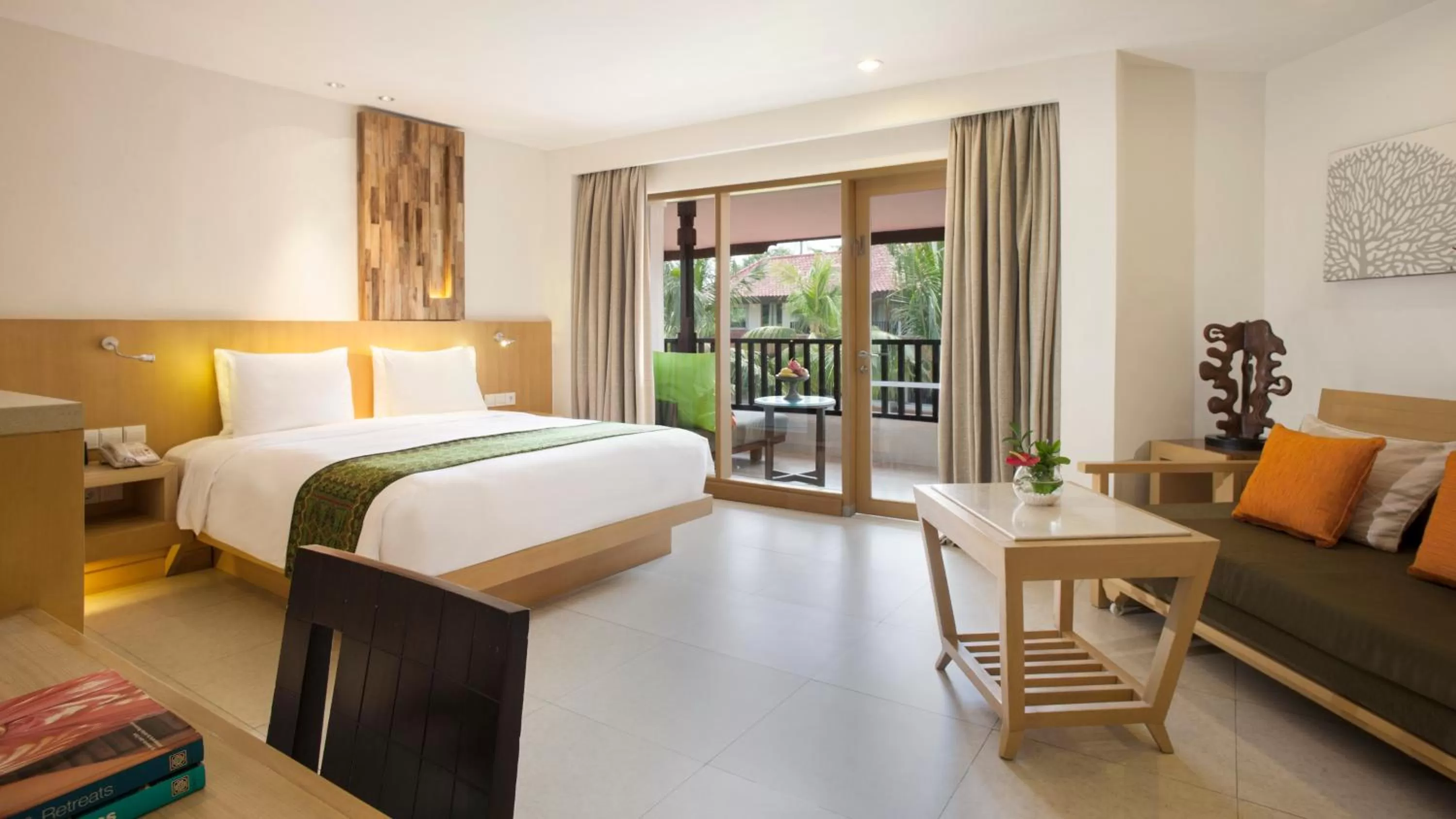 Garden view, Bed in Holiday Inn Resort Baruna Bali by IHG