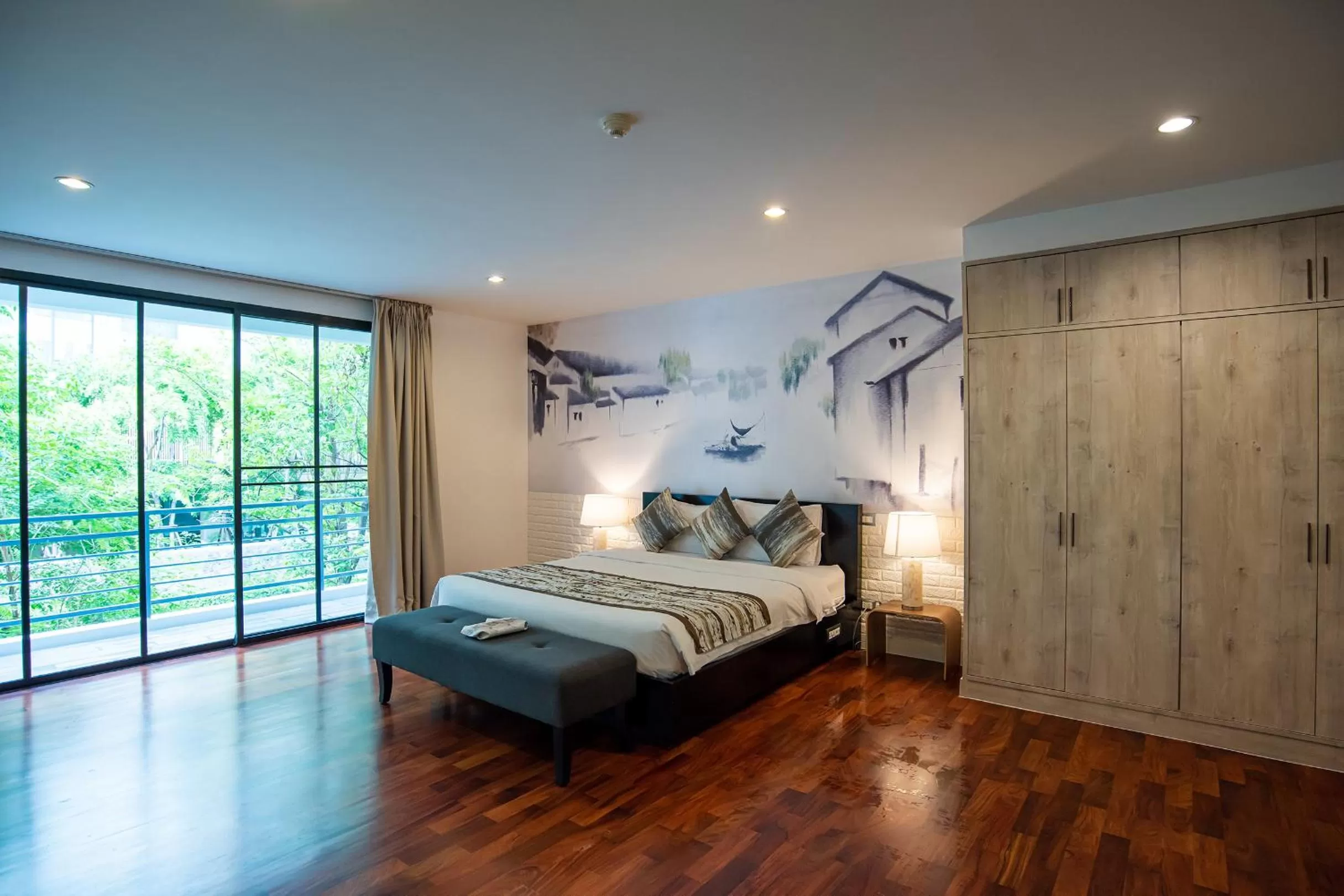 Bedroom, Bed in Benviar Tonson Residence