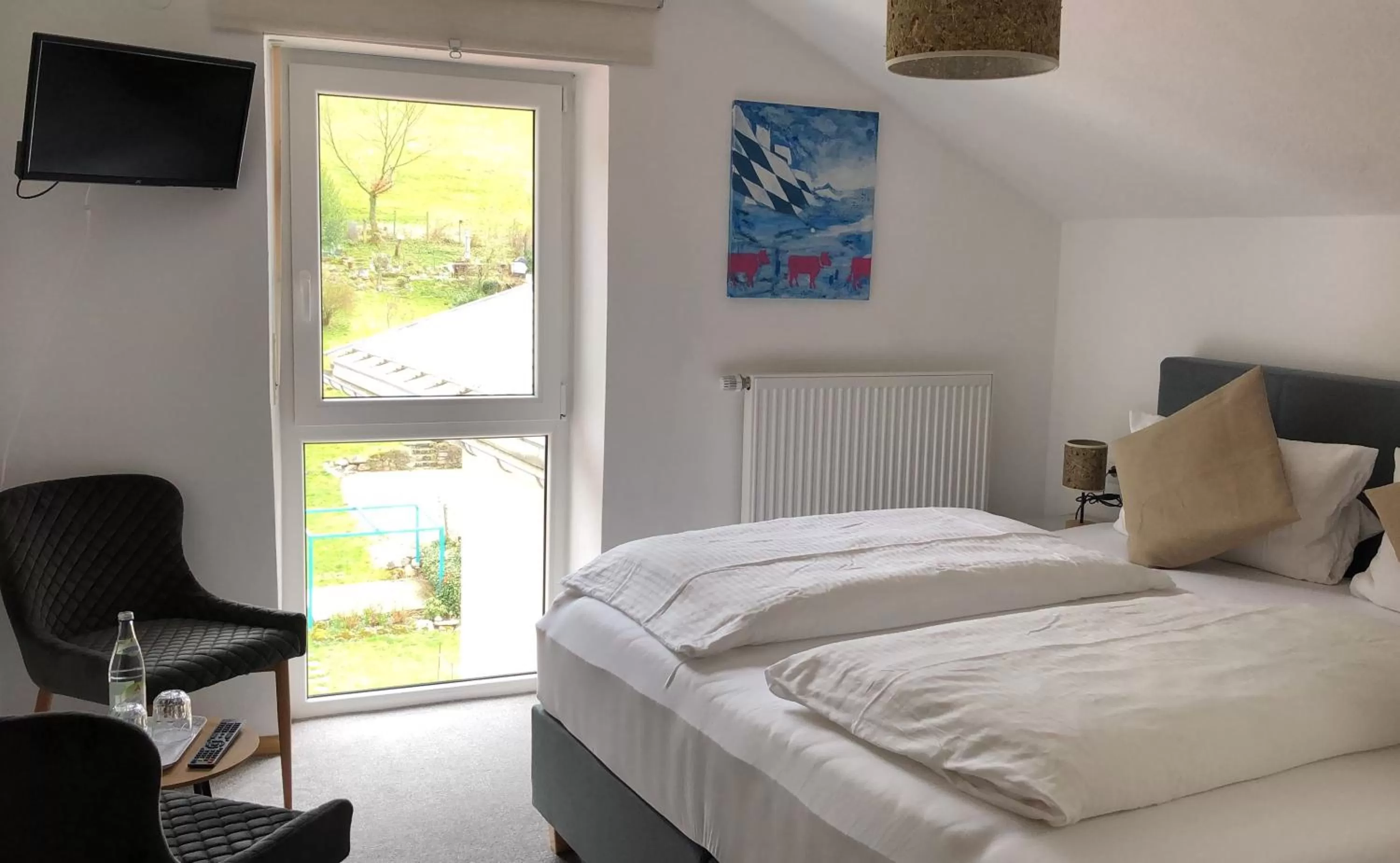 Bed in Pension und Ferienwohnung Frech