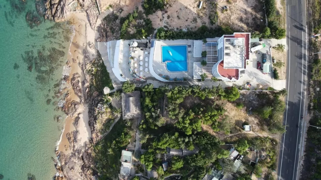 Restaurant/places to eat, Bird's-eye View in RUBEACH HOTEL & REROST