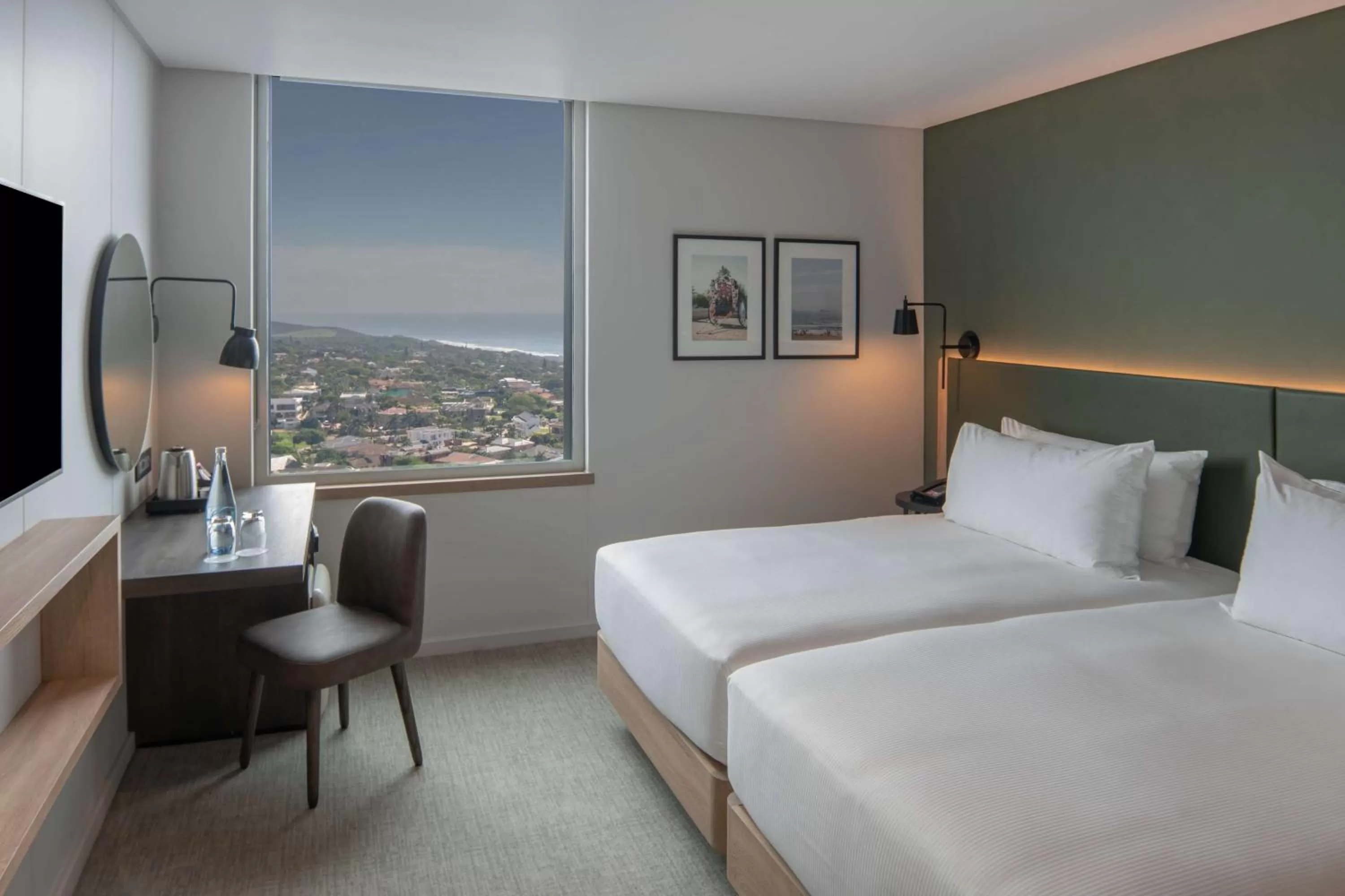 Bed in Hilton Garden Inn Umhlanga Arch