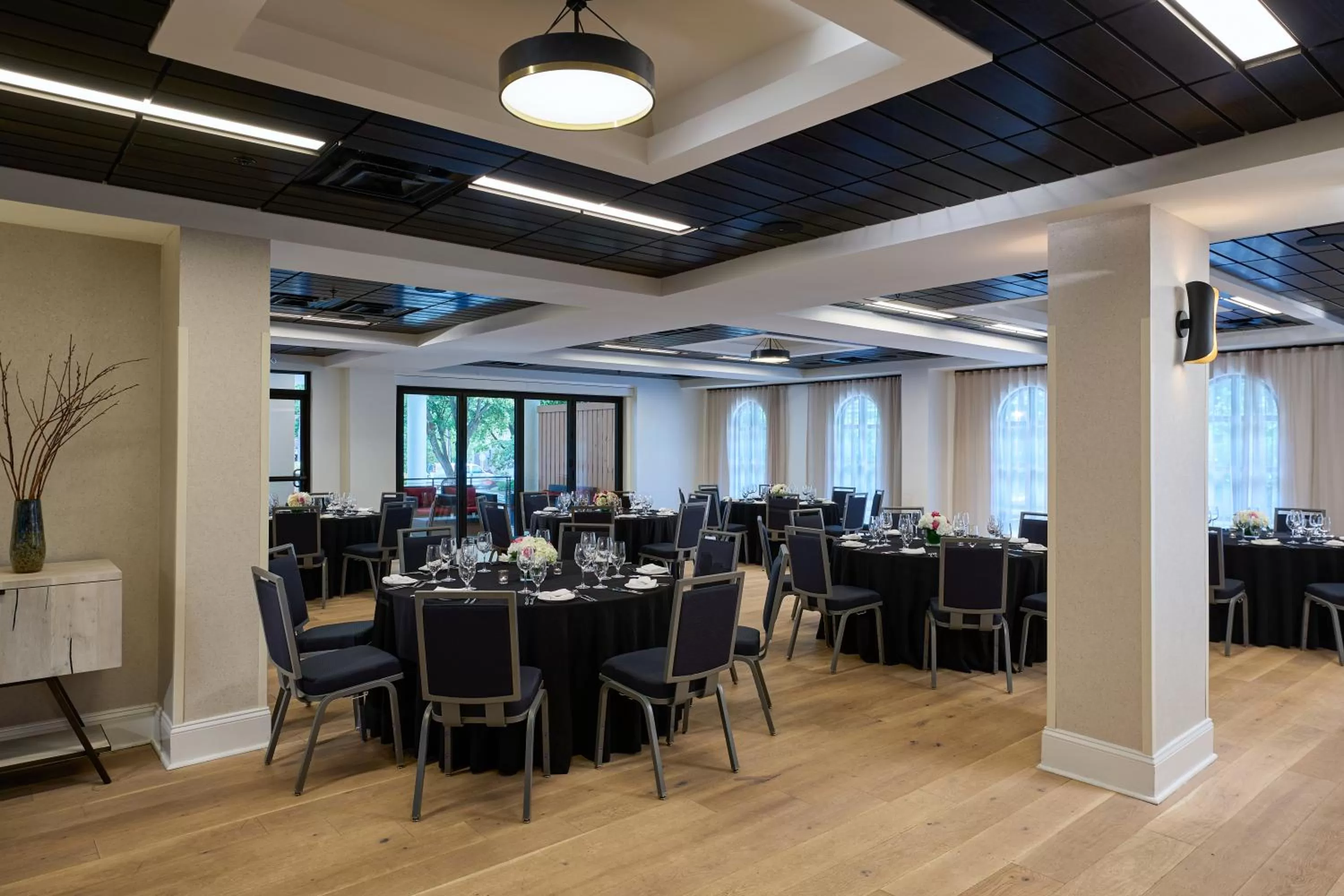 Meeting/conference room in The Siena Hotel, Autograph Collection
