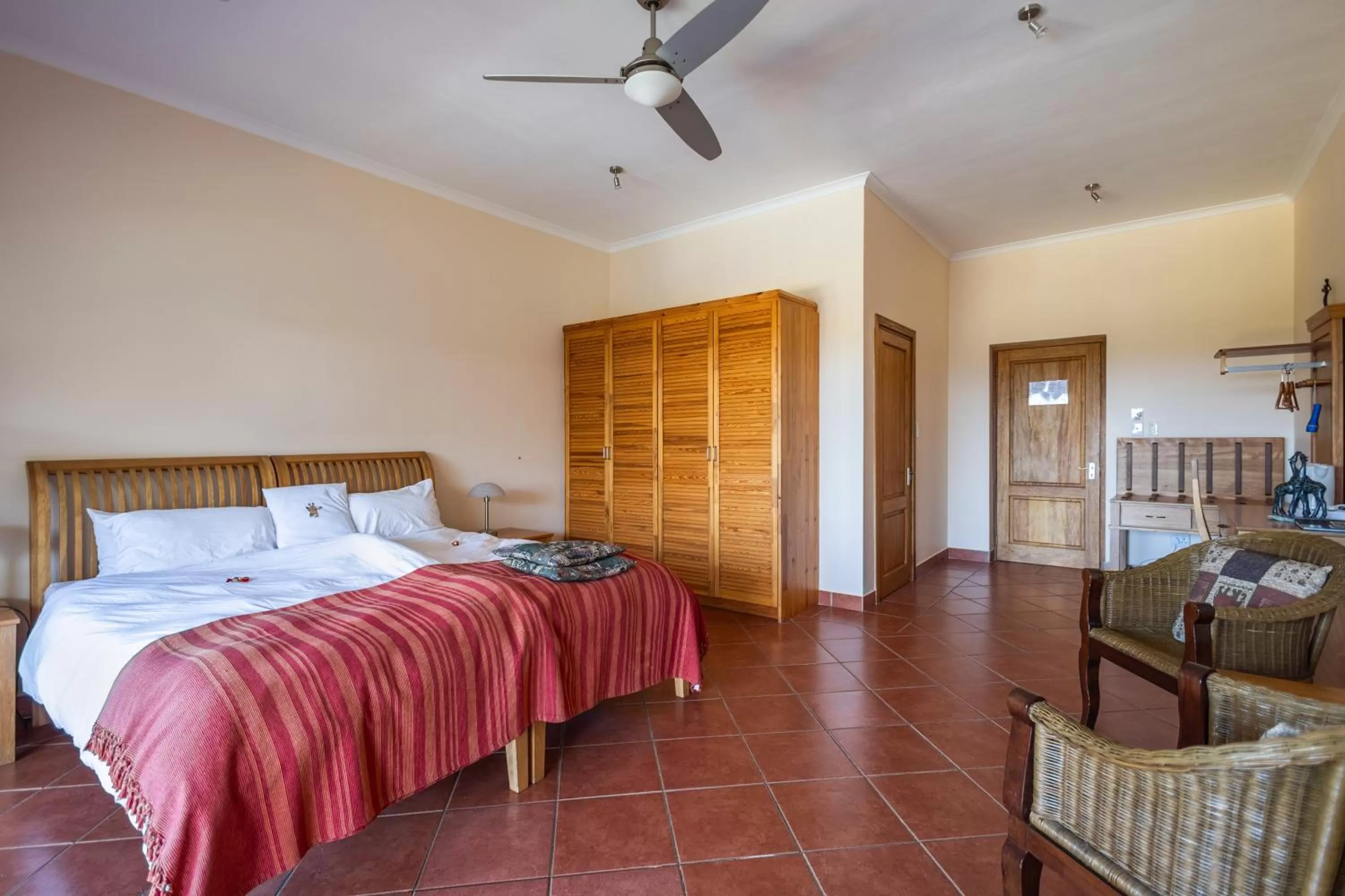 Photo of the whole room, Bed in Gästehaus Pinkepank