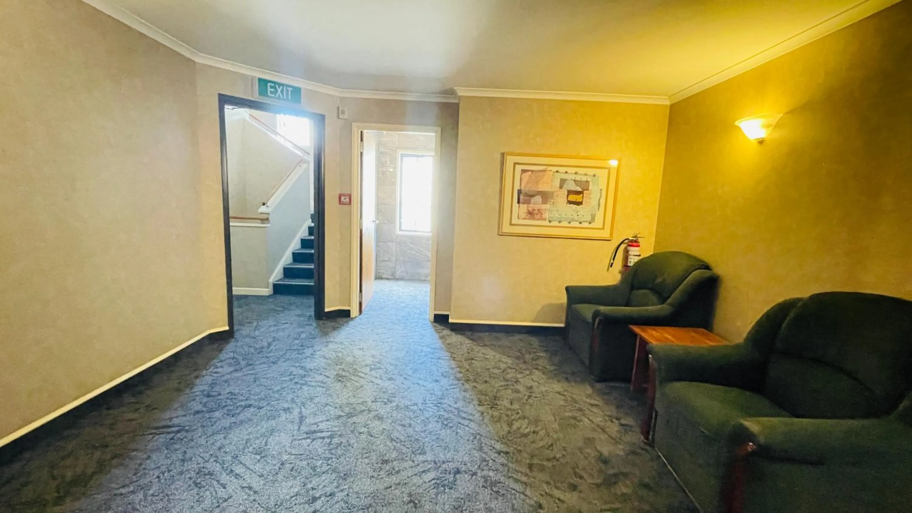 Seating area in City Suites