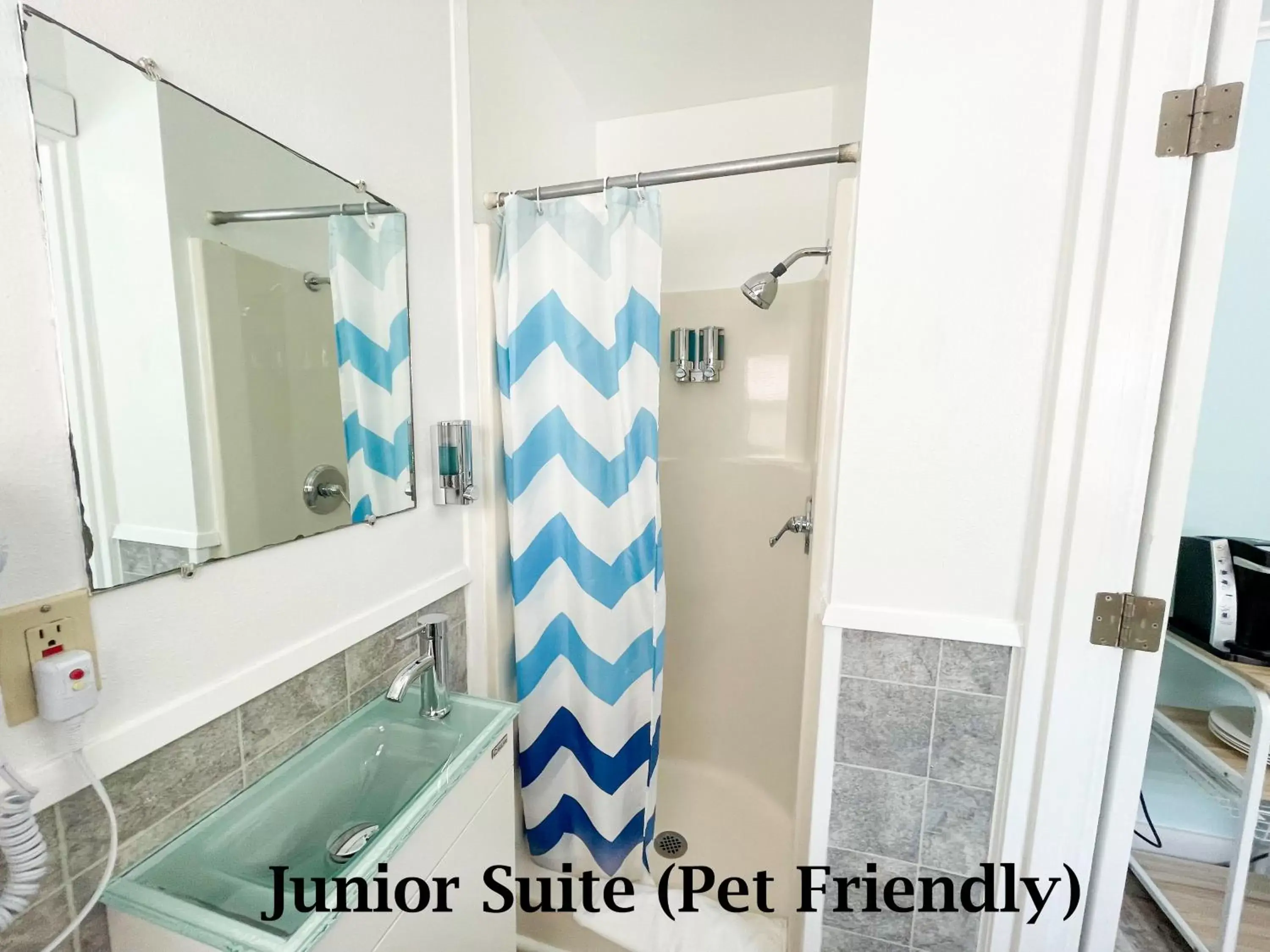 Junior Suite (pet friendly) in The Anchorage Motel Junior Suite (pet friendly) in The Anchorage Motel