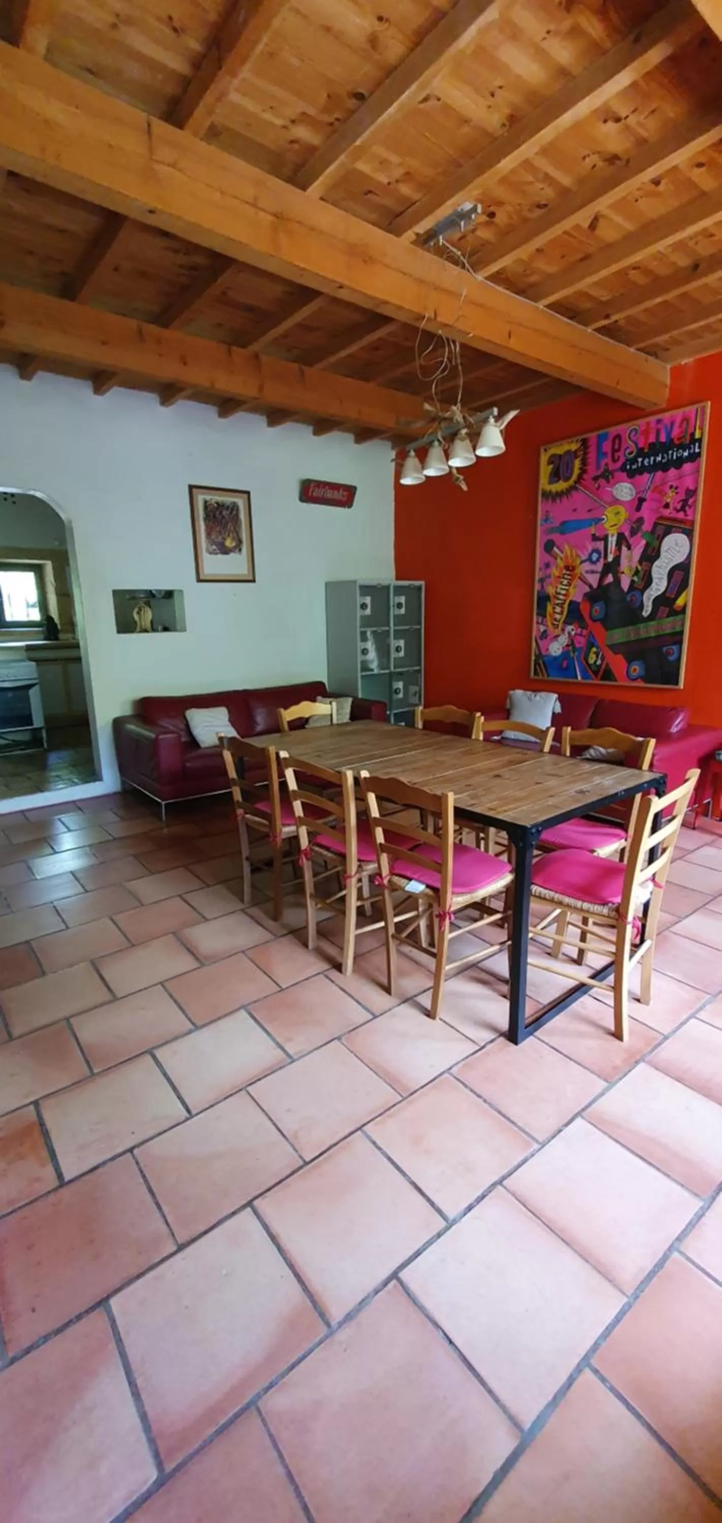 Two-Bedroom House in Aux berges du pont du gard