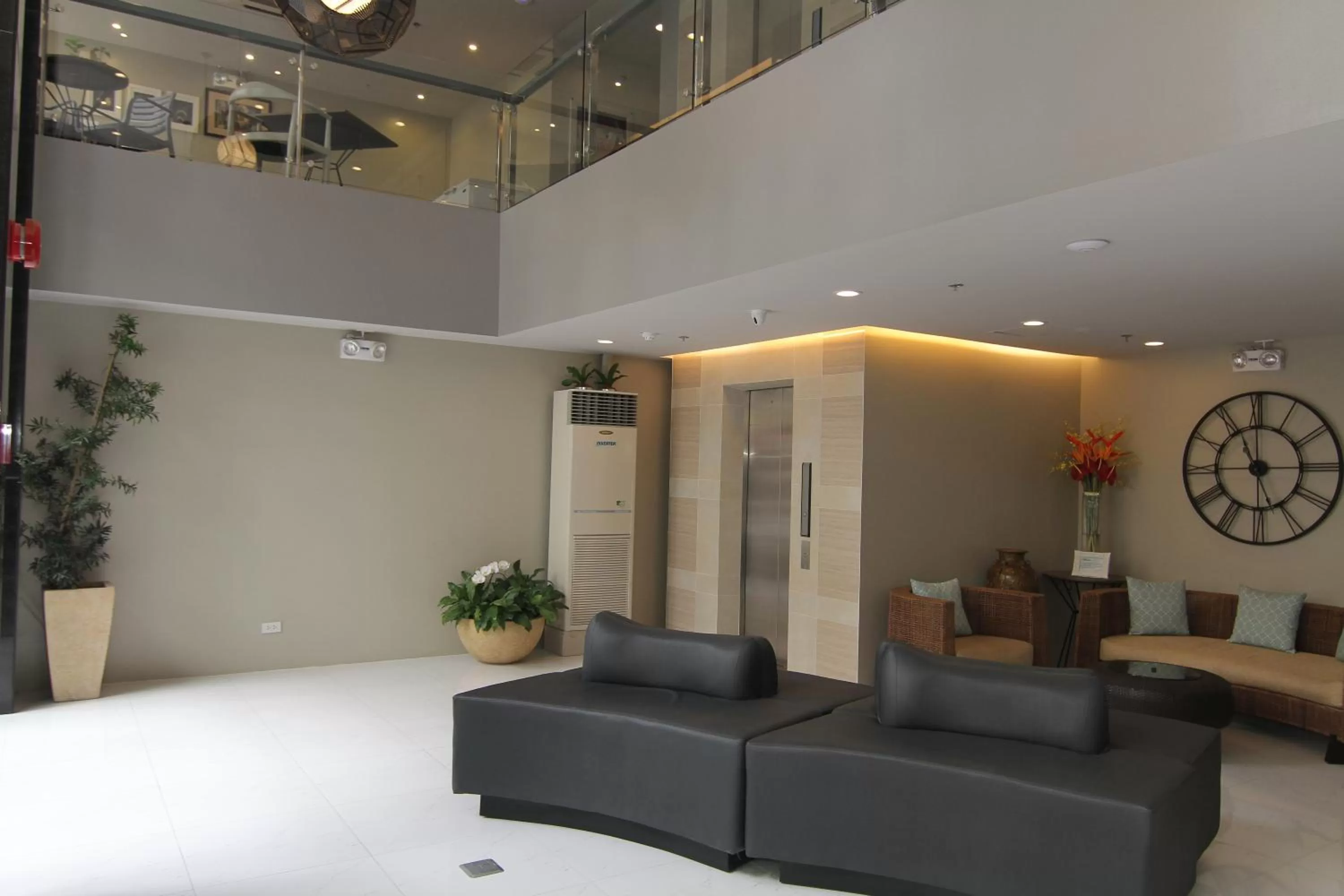 Lobby or reception in Cebu Hotel Plus