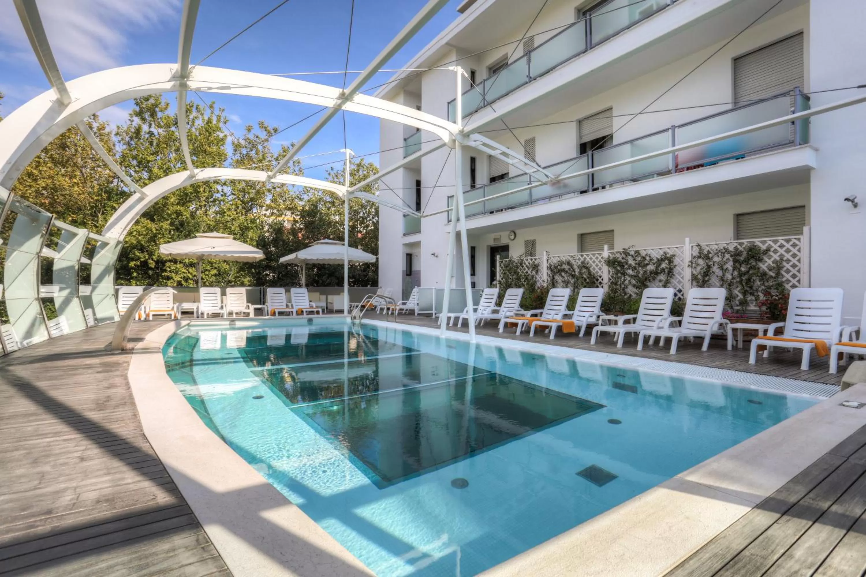 Swimming pool in Hotel Boemia