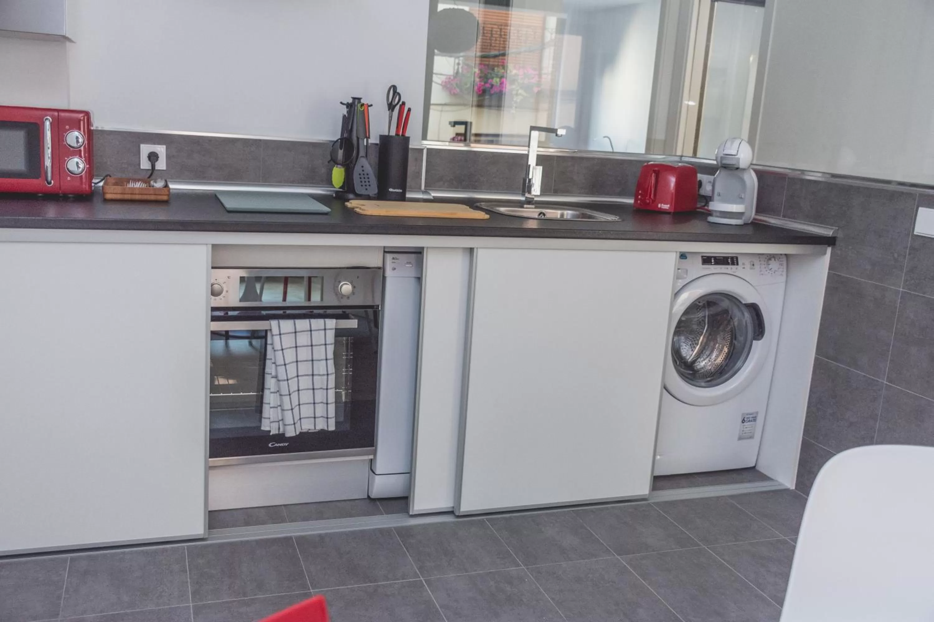 Kitchen or kitchenette in Slow León Apartamentos Turísticos