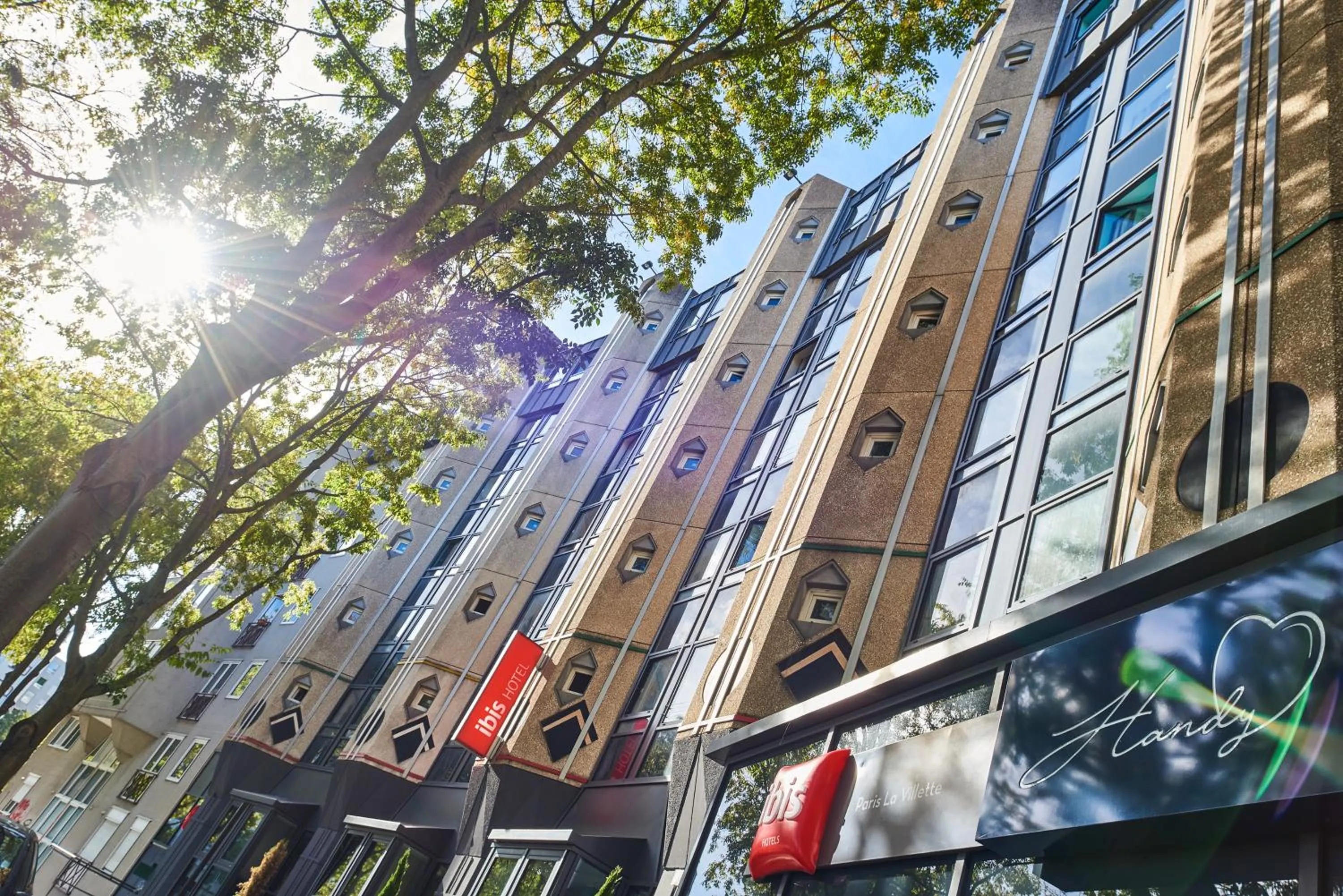 Property building in ibis Paris La Villette Cité des Sciences 19ème