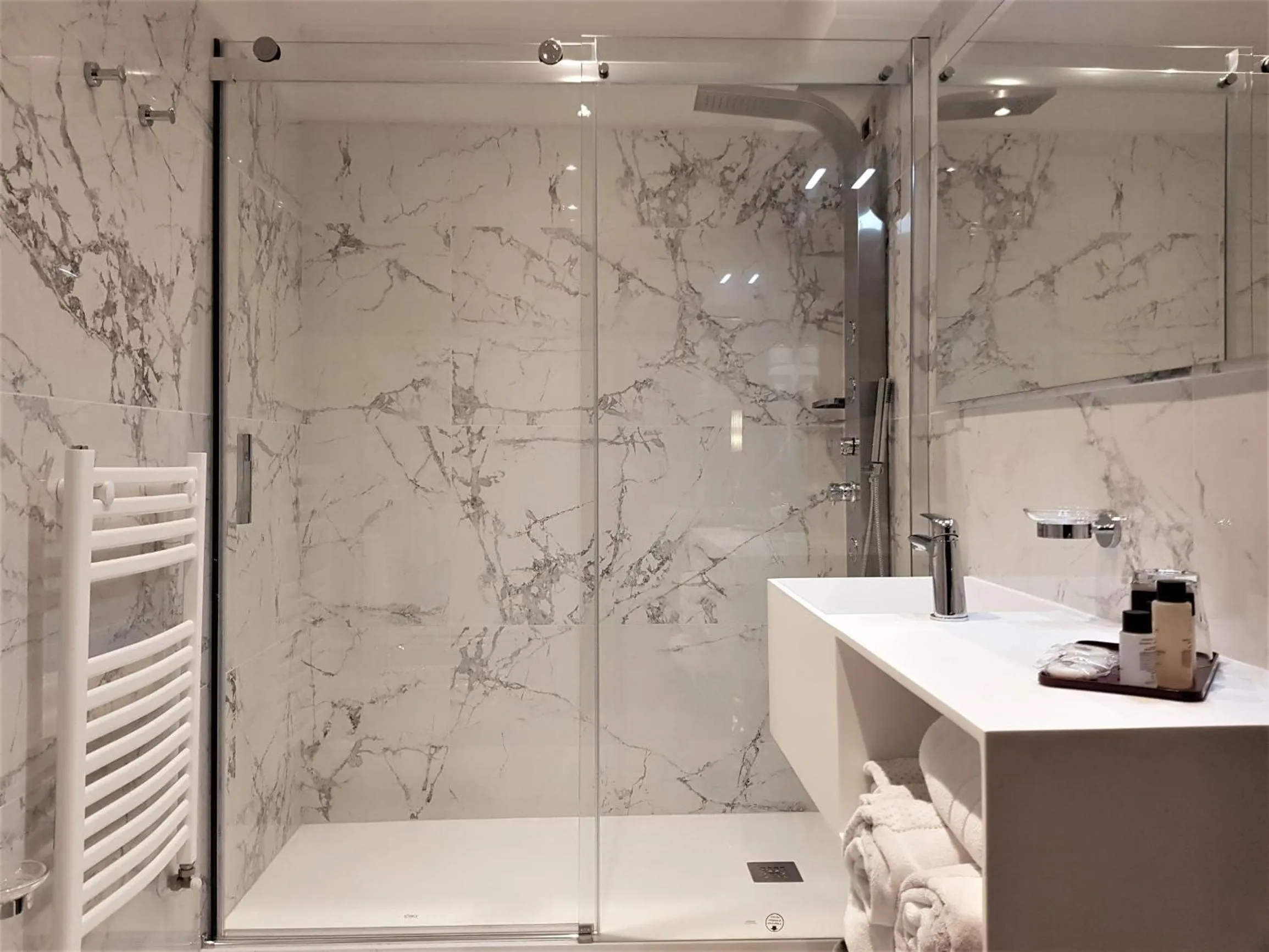 Shower in Astra Hotel