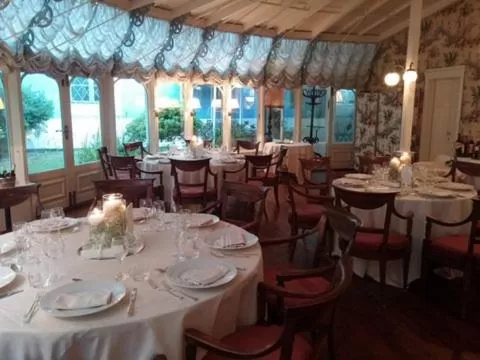 Restaurant/places to eat in Resort Dei Limoni