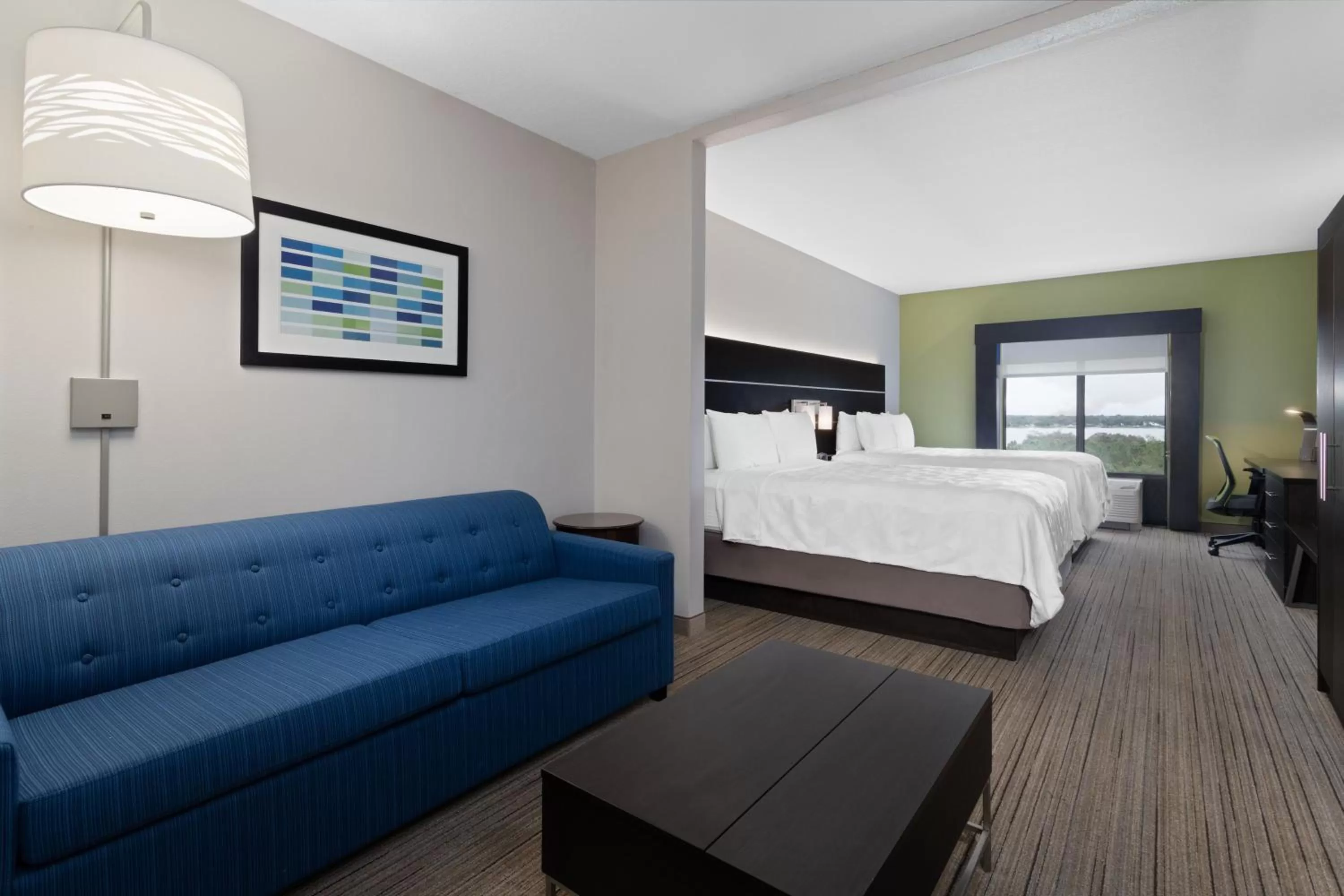 Bedroom, Bed in Holiday Inn Express & Suites Lake Placid by IHG