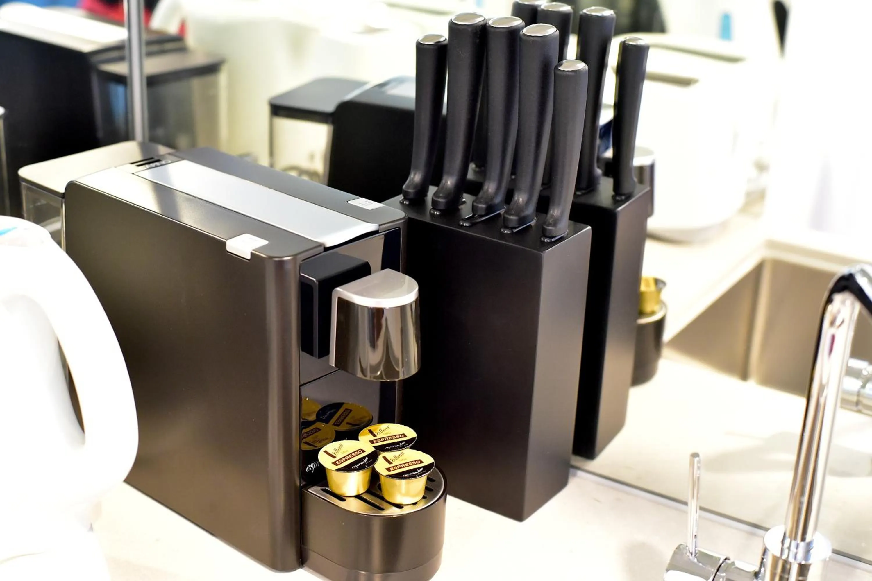 Kitchen or kitchenette in Platinum City Serviced Apartments