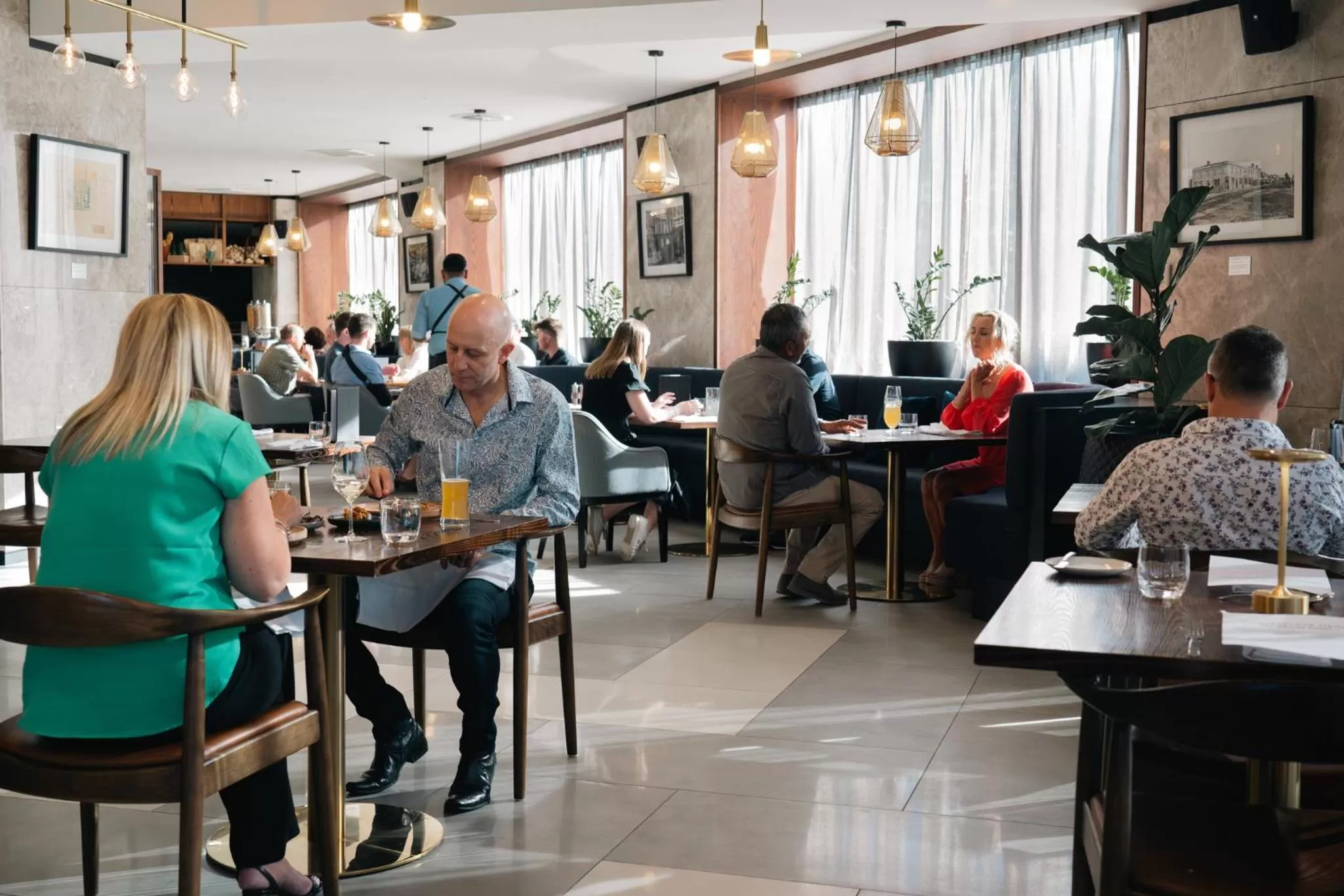 Restaurant/places to eat in Crowne Plaza Christchurch by IHG