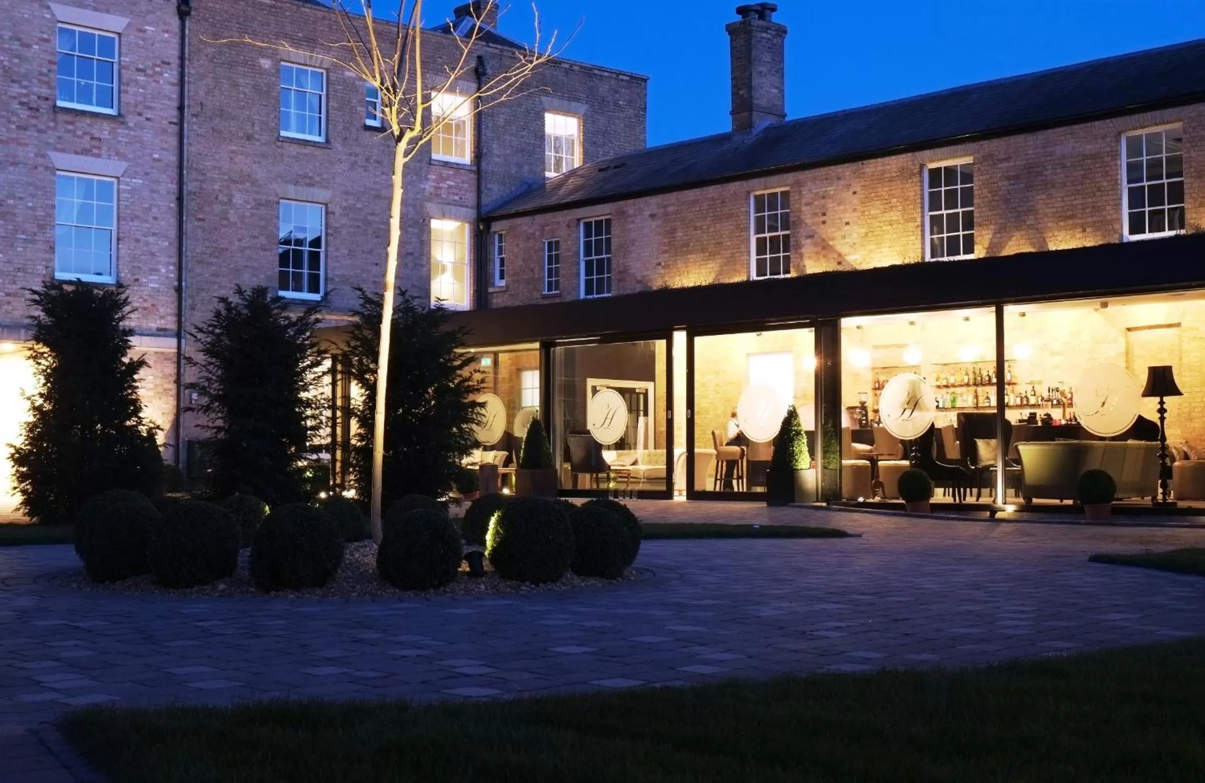 Facade/entrance in Poets House