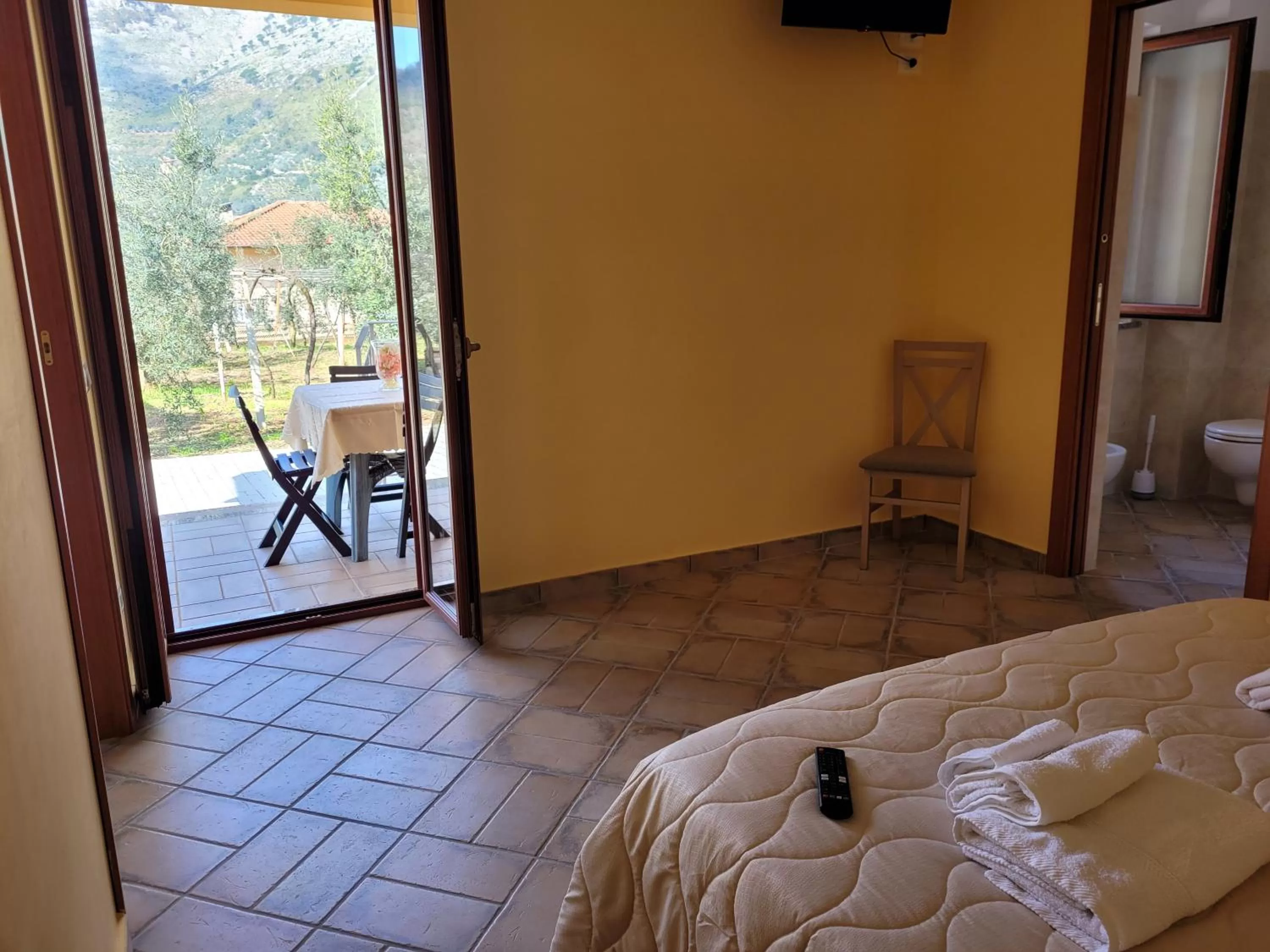 Alloggio turistico Magnifico Alessandro Valle Bernardo 04025 Lenola nei pressi di Fondi LT