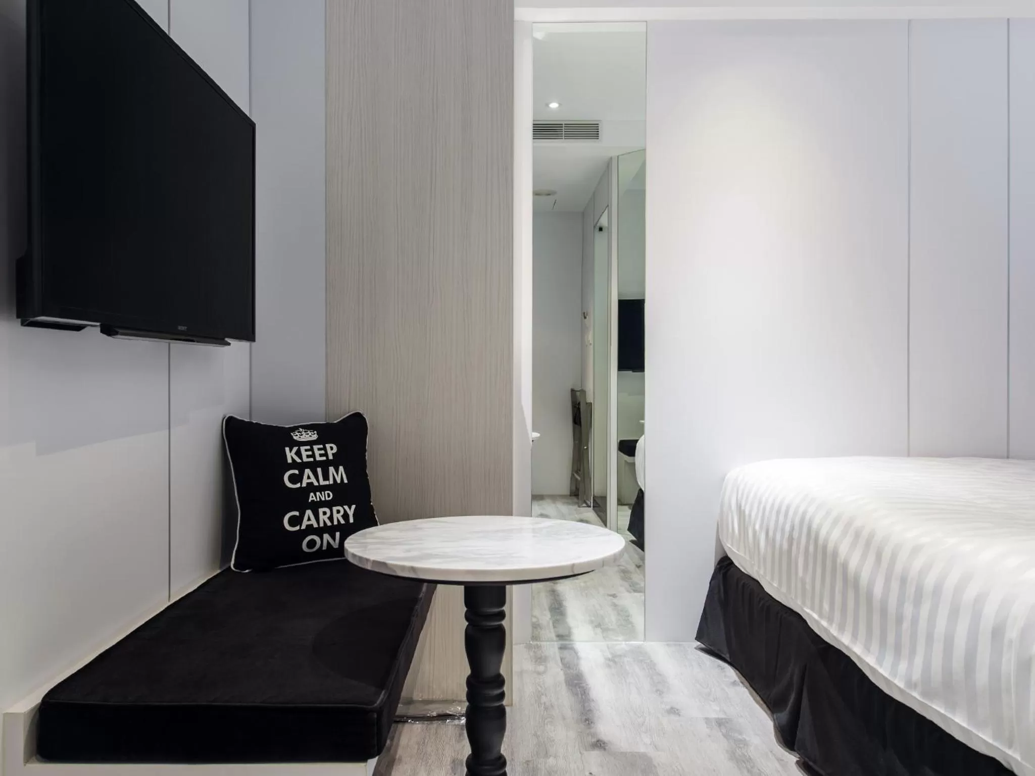 Decorative detail, Bed in Hotel Relax III