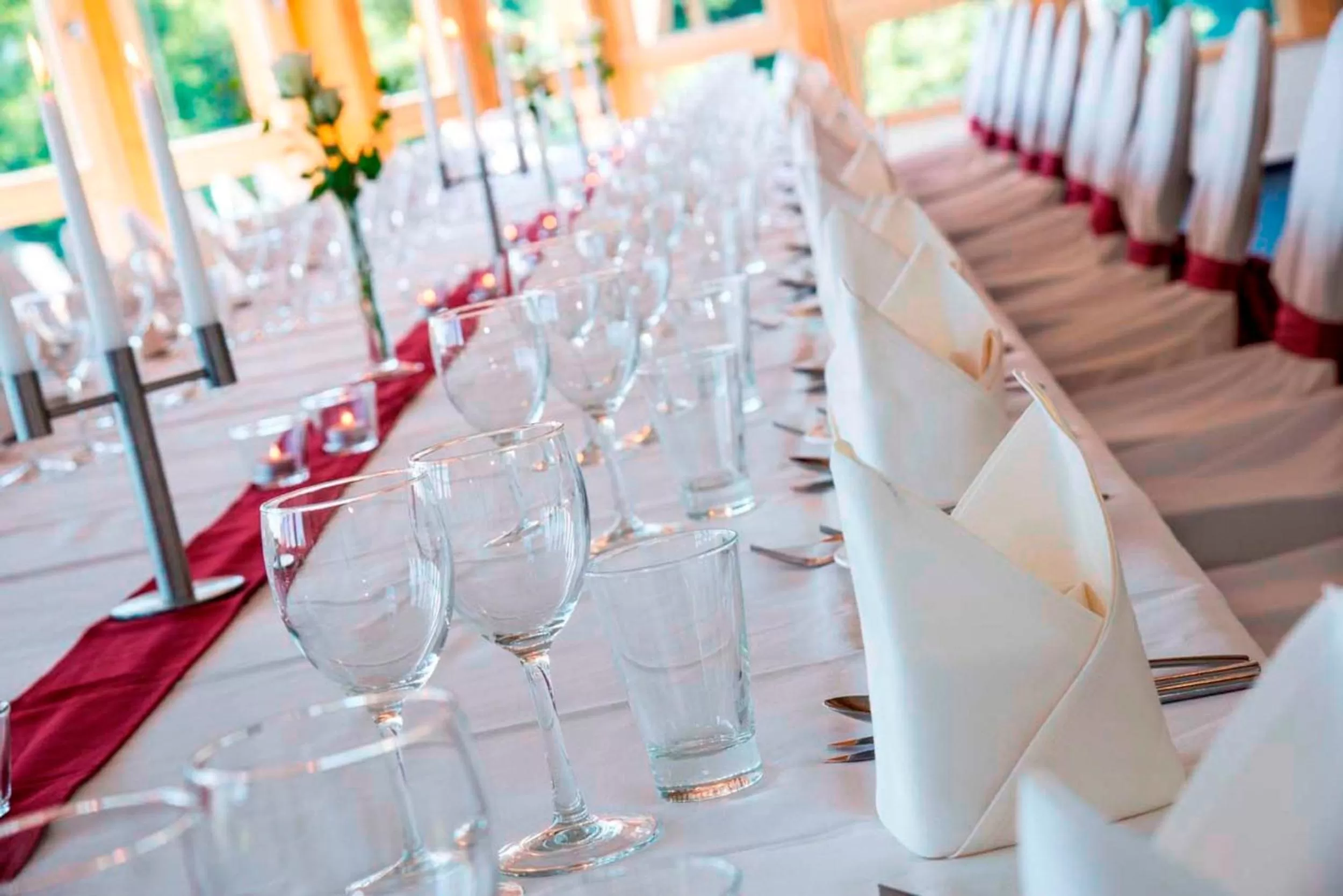 Restaurant/places to eat in Hotel Simon's Plaza