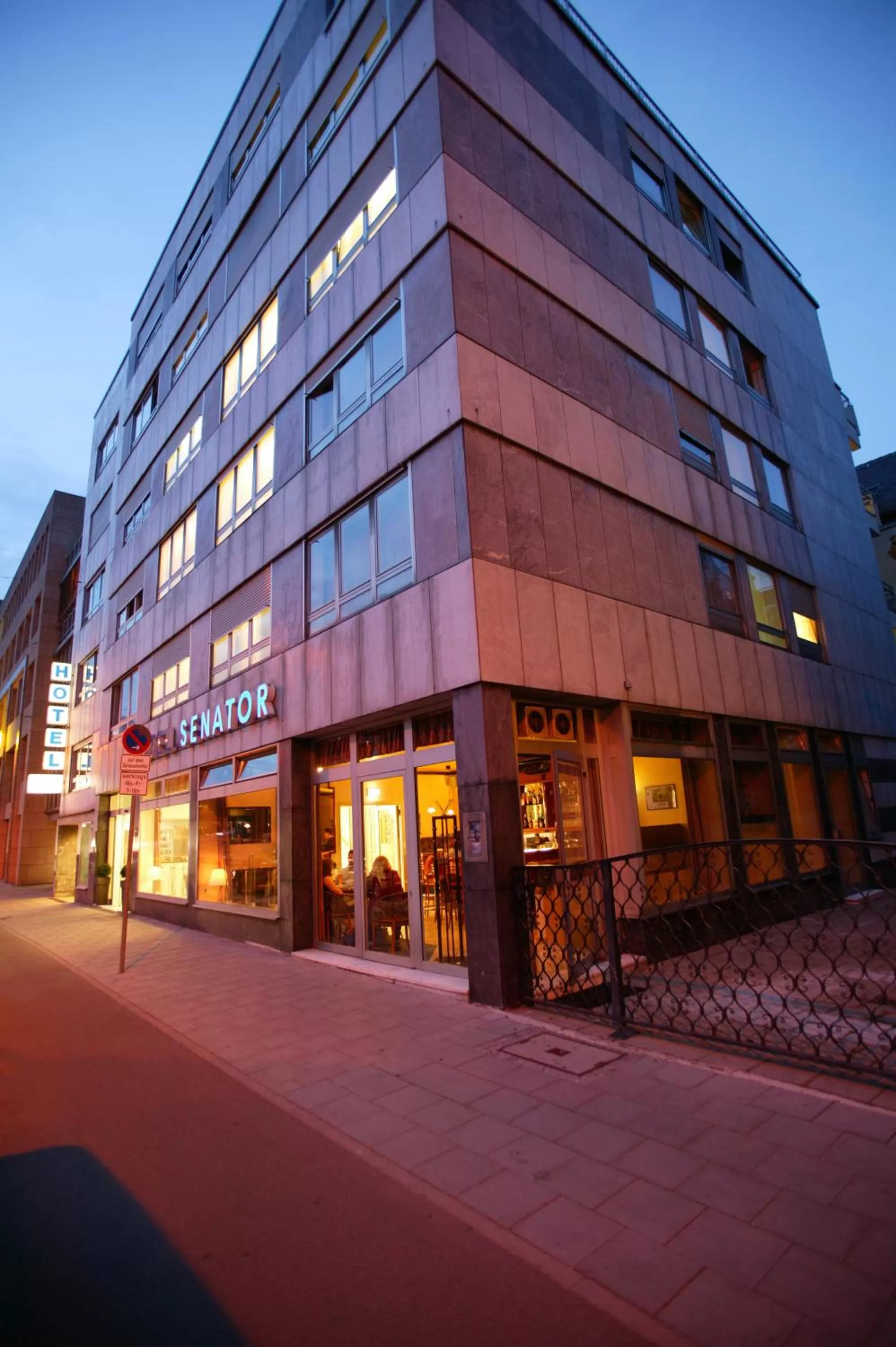 Facade/entrance in Hotel Senator München
