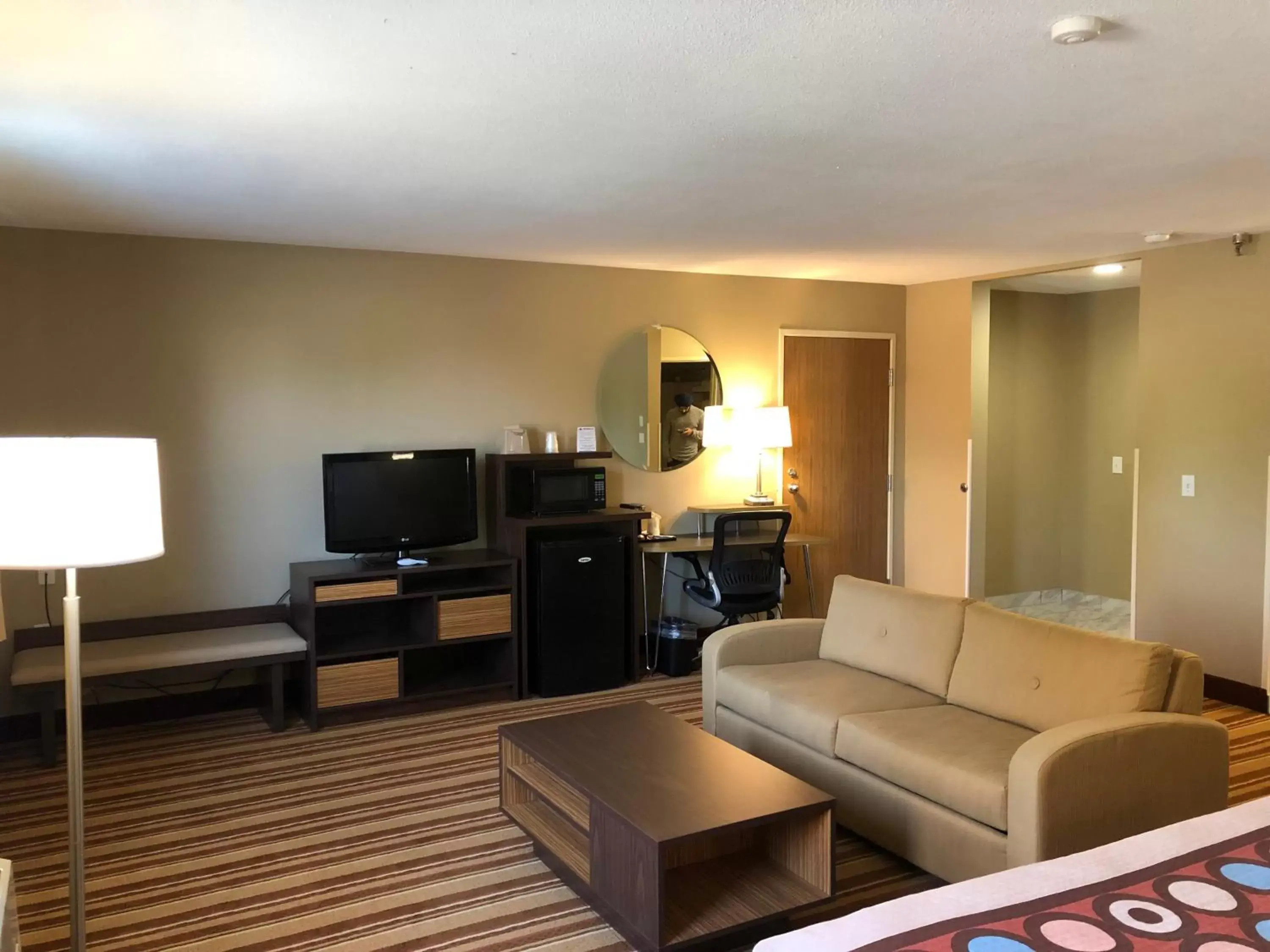 King Studio Suite - Non-Smoking in Super 8 by Wyndham S Jordan/Sandy/Slc Area King Studio Suite - Non-Smoking in Super 8 by Wyndham S Jordan/Sandy/Slc Area