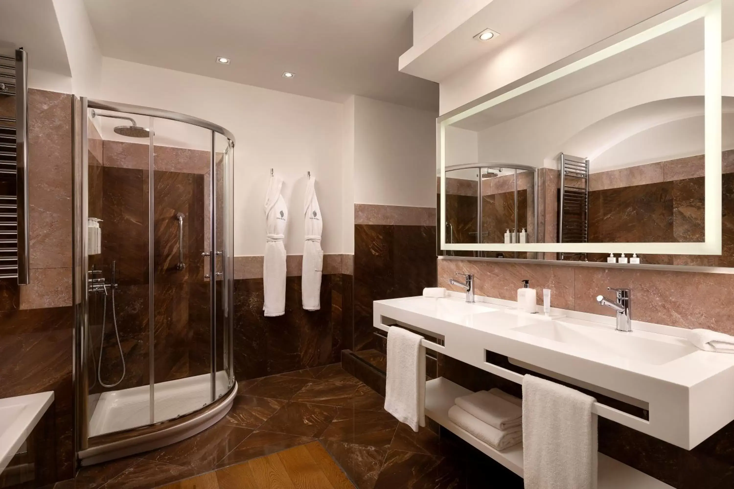 Junior Suite, Suite, 1 King in Sina Villa Medici, Autograph Collection Junior Suite, Suite, 1 King in Sina Villa Medici, Autograph Collection