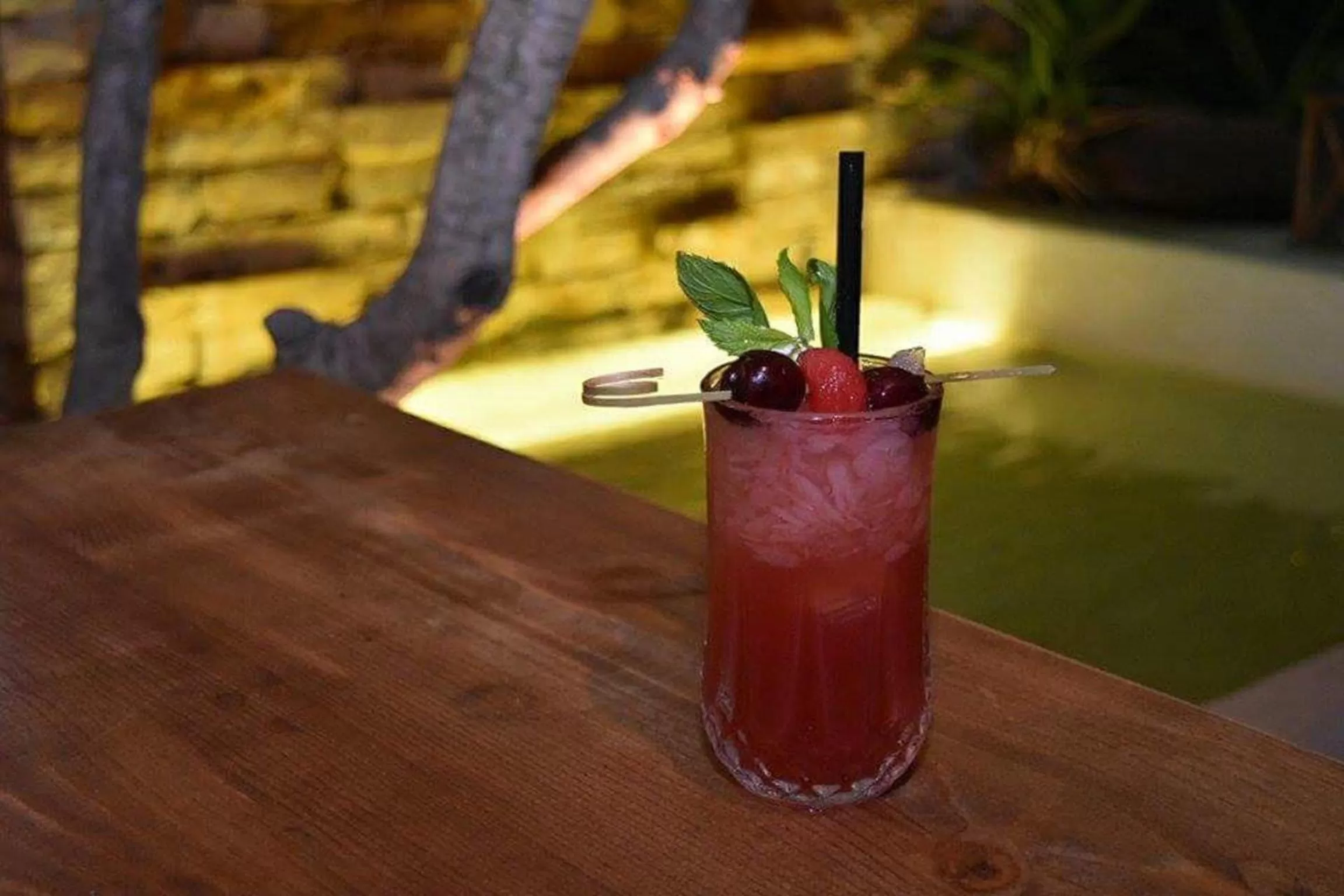 Restaurant/places to eat in Messini Hotel