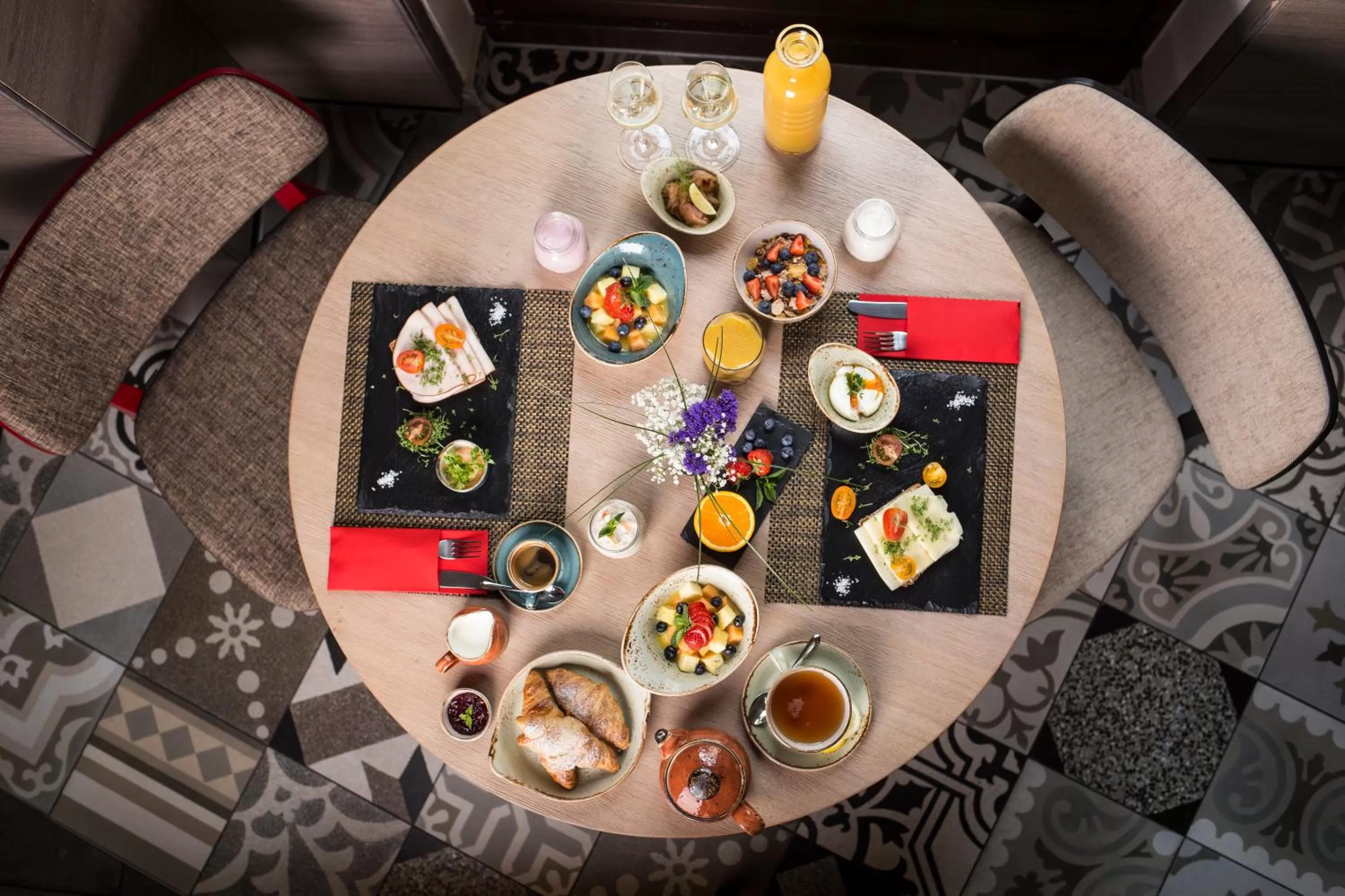 Restaurant/places to eat in Mercure Vienna First