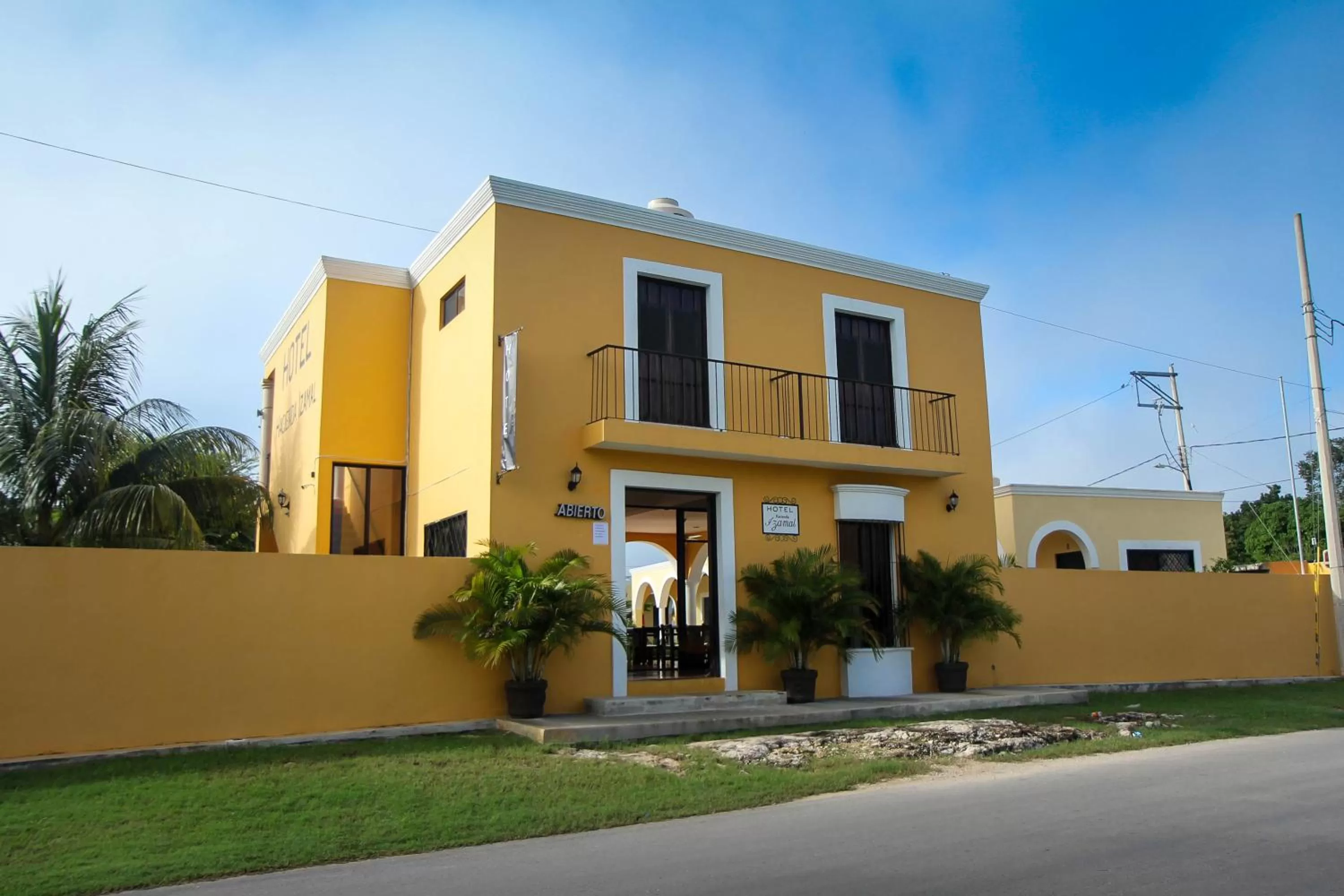 Facade/entrance in Hotel Hacienda de Izamal