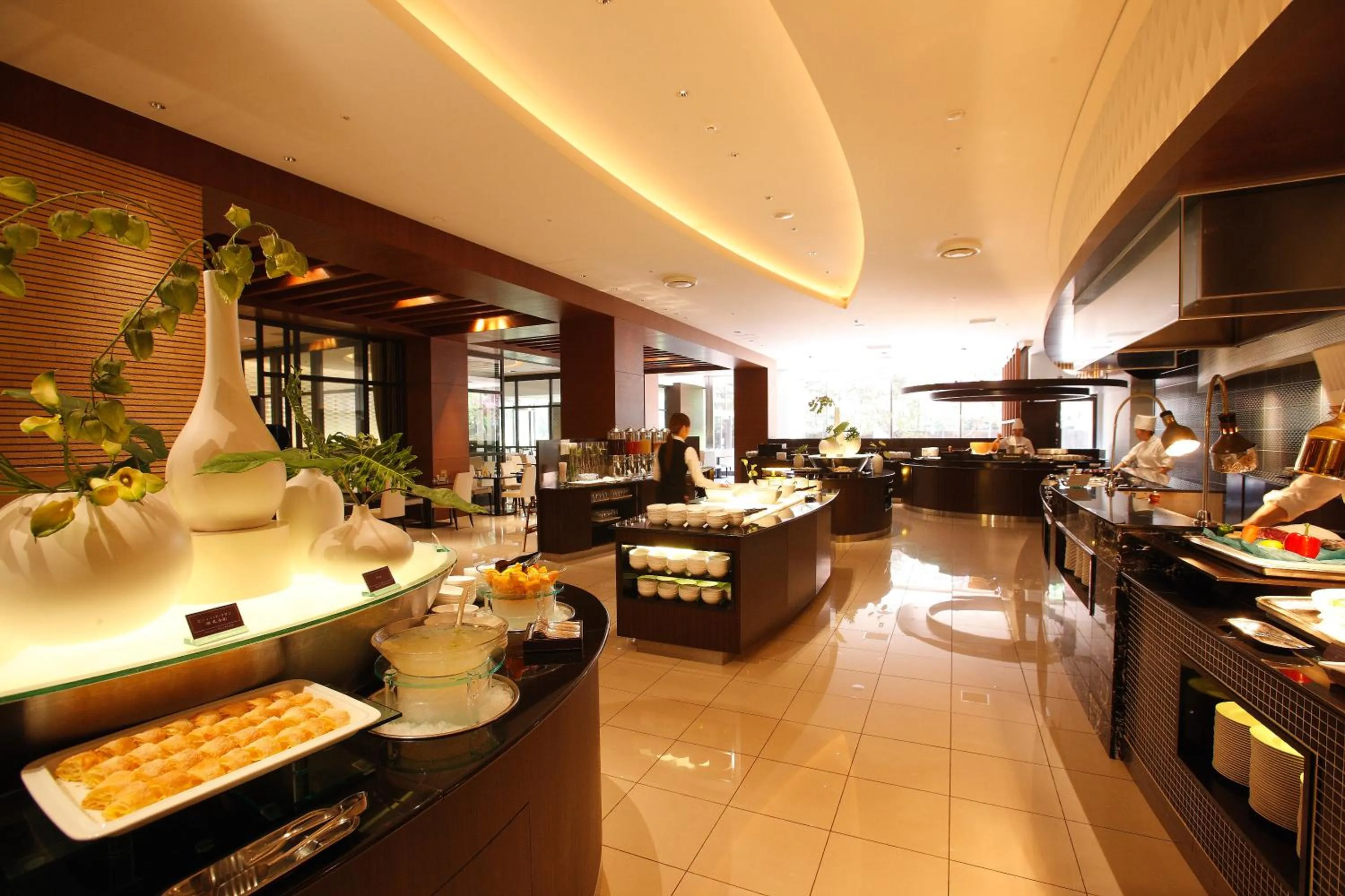 Restaurant/places to eat in Keio Plaza Hotel Sapporo