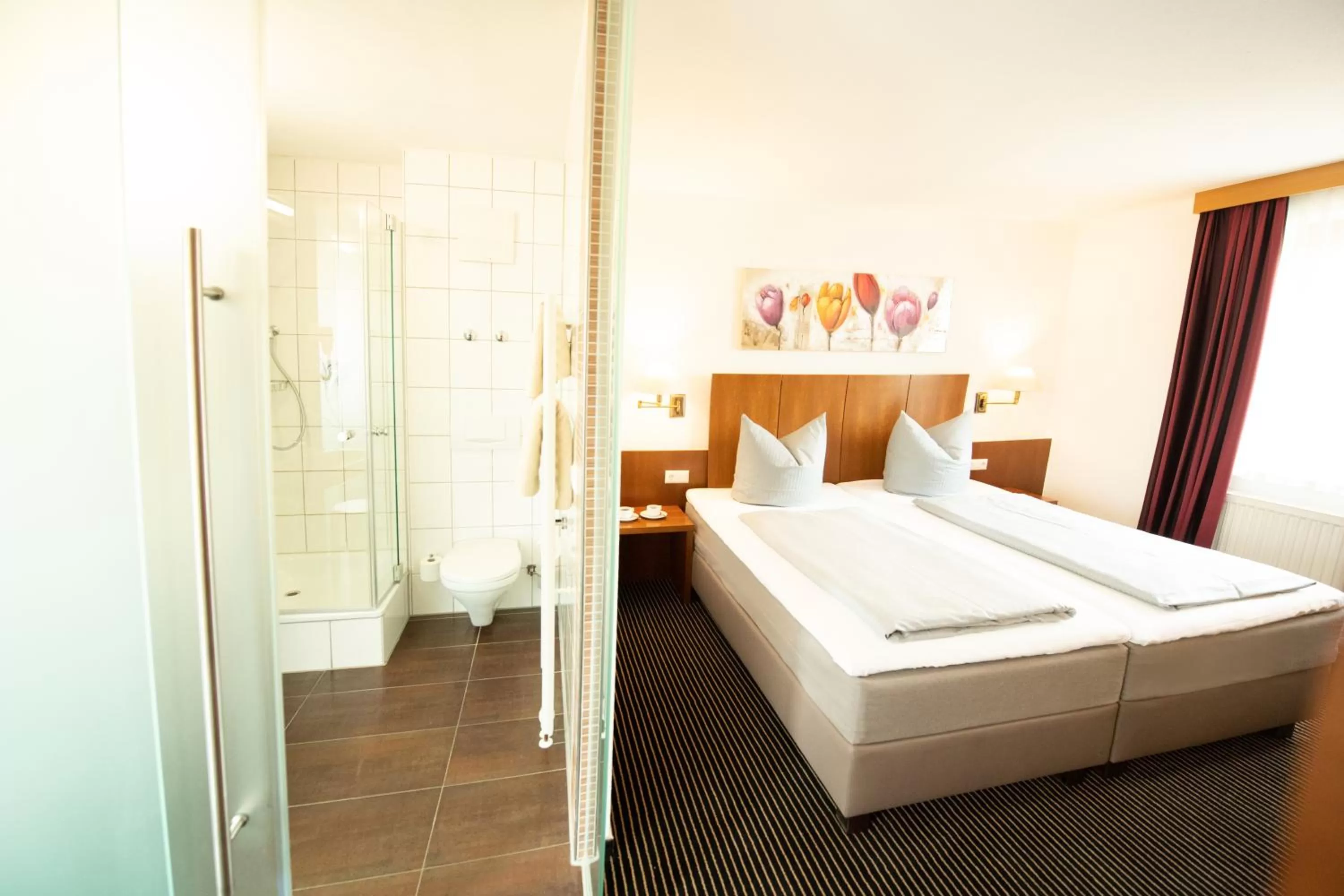 Photo of the whole room, Bed in Stadthotel Giengen