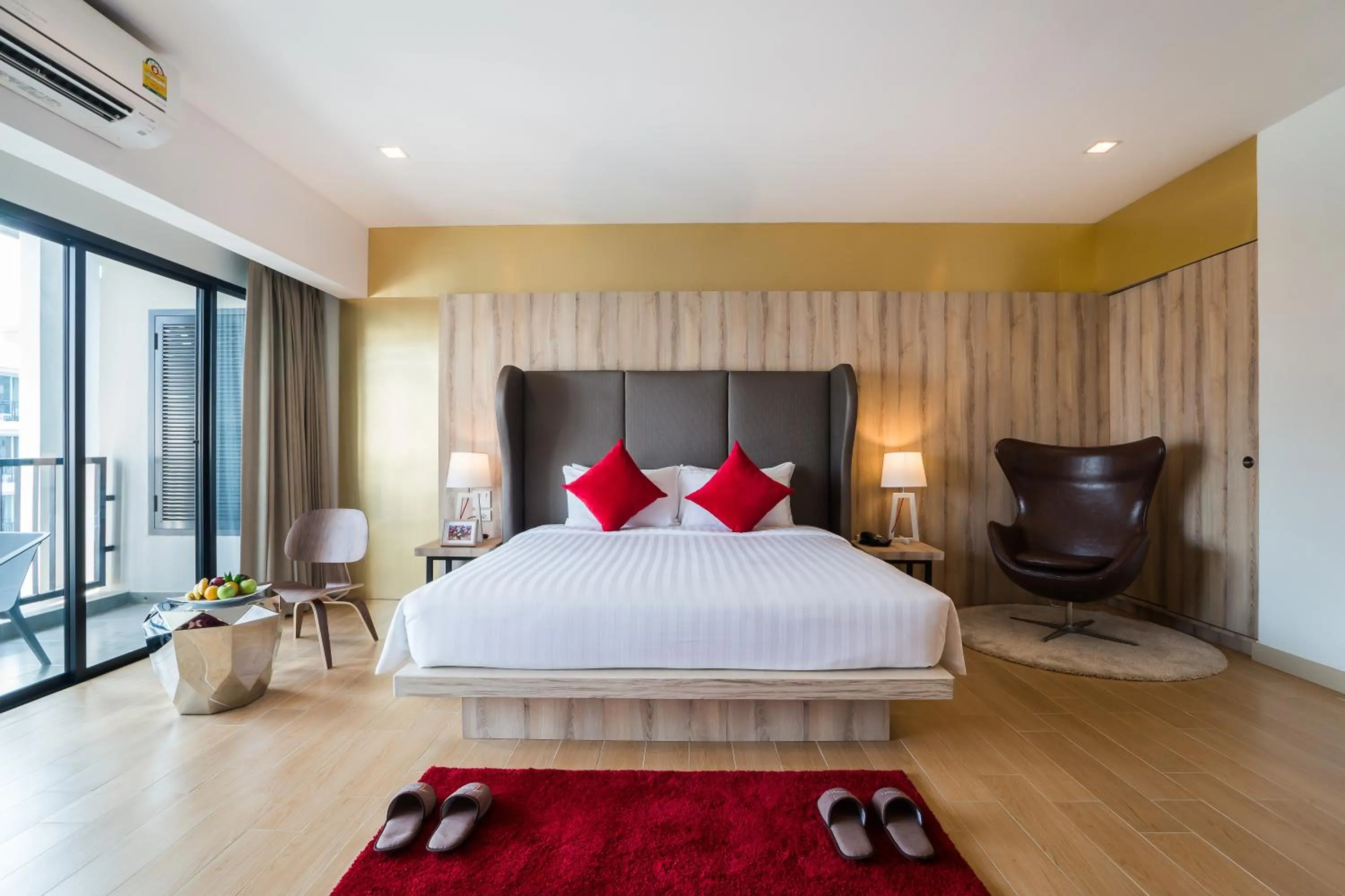 Photo of the whole room, Bed in J Inspired Hotel Pattaya