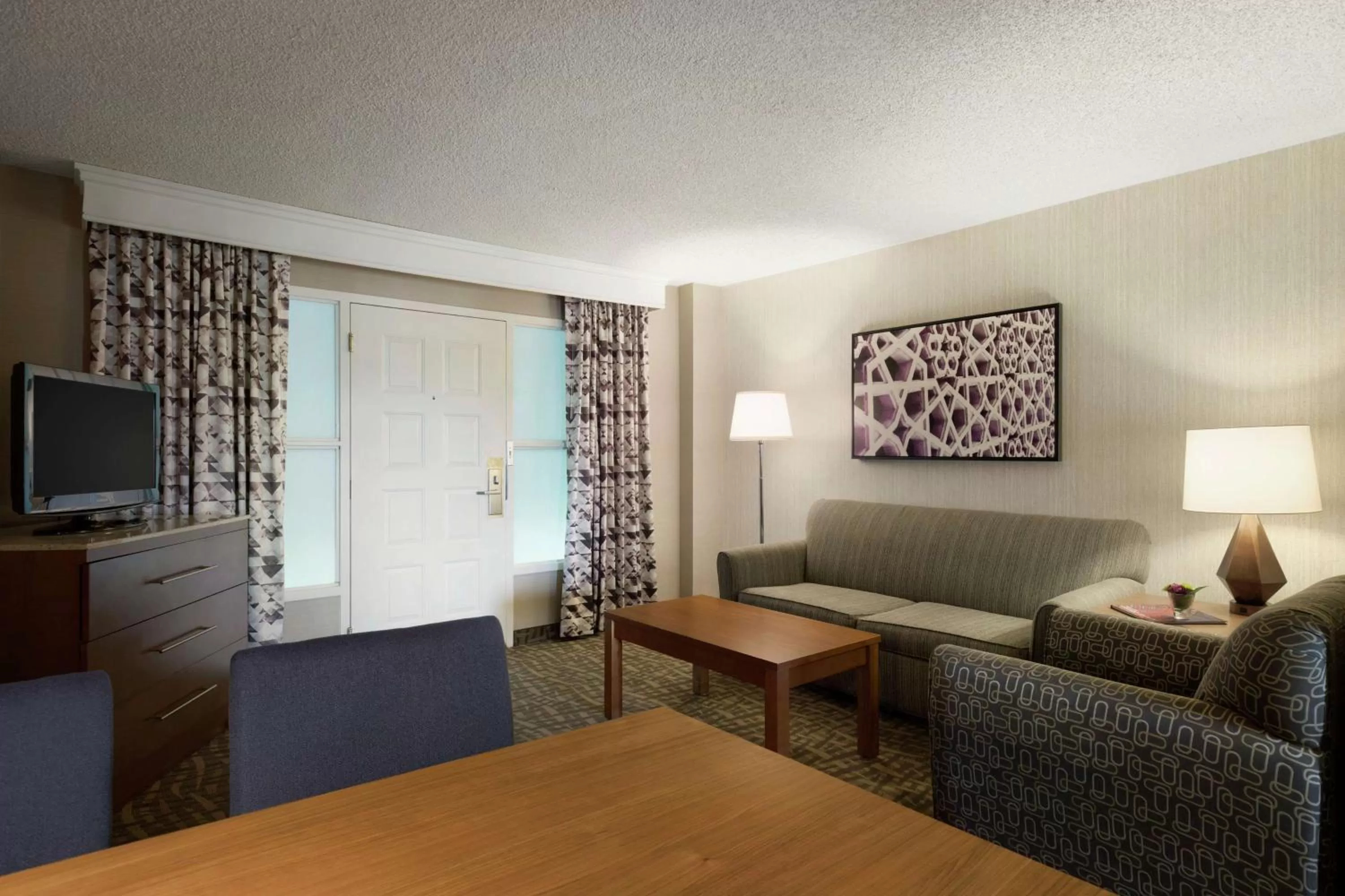 Bedroom in Embassy Suites by Hilton Santa Ana Orange County Airport