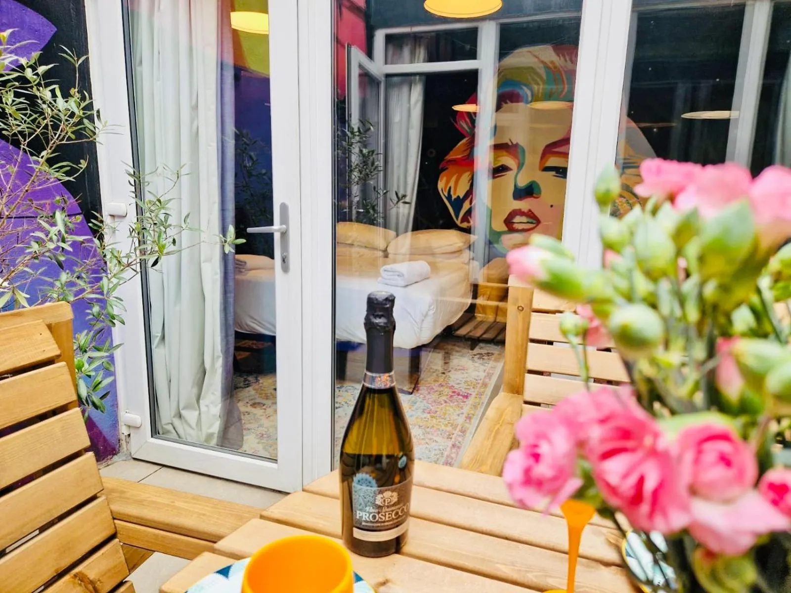 Patio in The Melville Hotel by Rokxy- Kings Cross