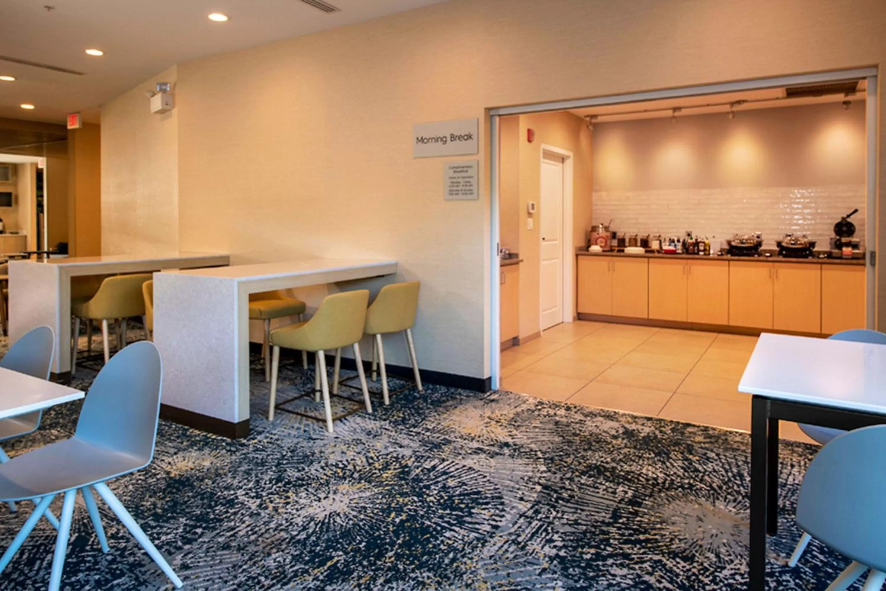 Breakfast in TownePlace Suites by Marriott Frederick