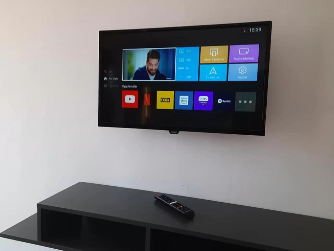 TV/Entertainment Center in Ephesian Hotel & Guesthouse