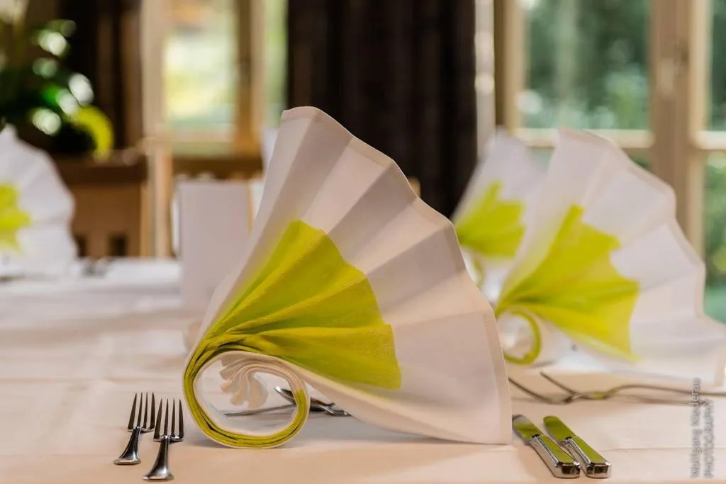 Restaurant/places to eat in Flair Hotel Dobrachtal