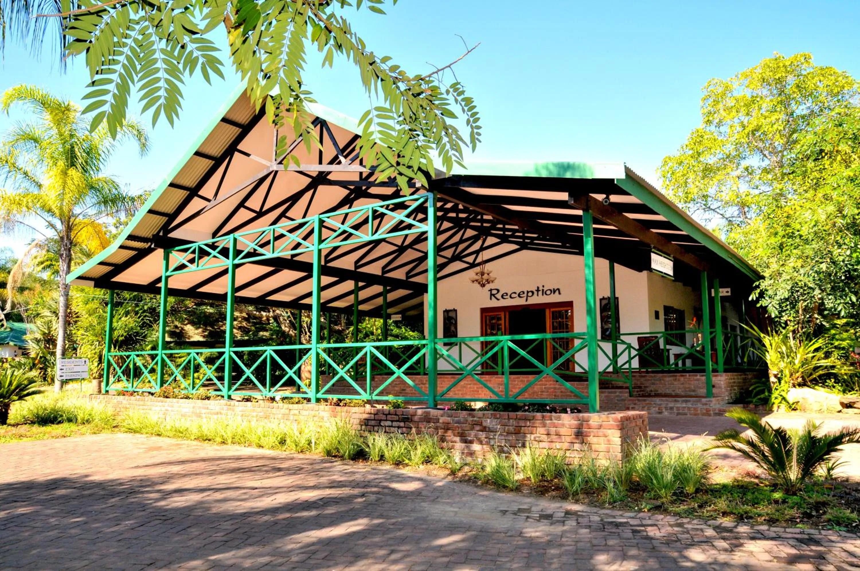 Facade/entrance in Tzaneen Country Lodge