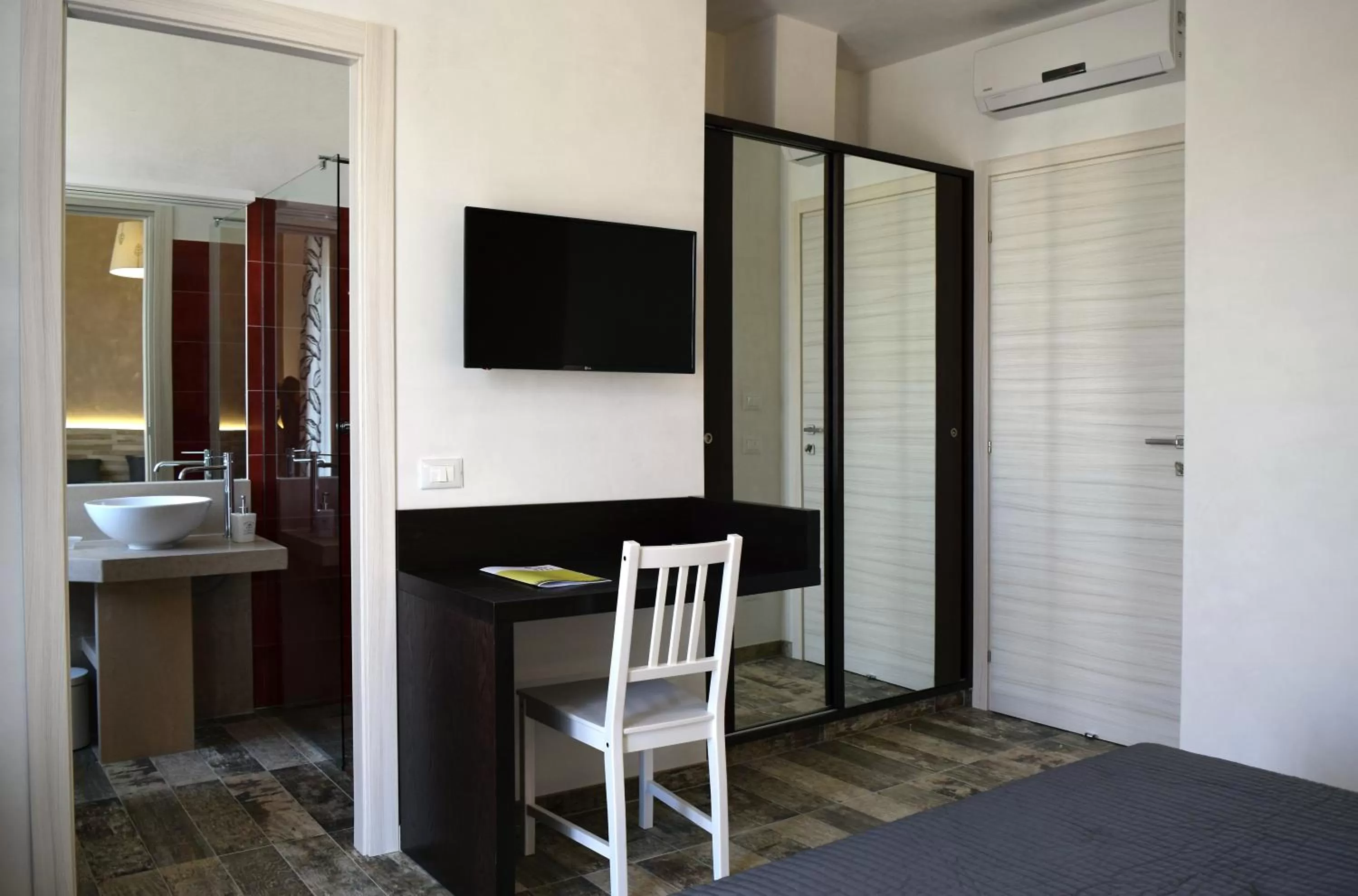 Bathroom, Bed in La Suite Negli Orti