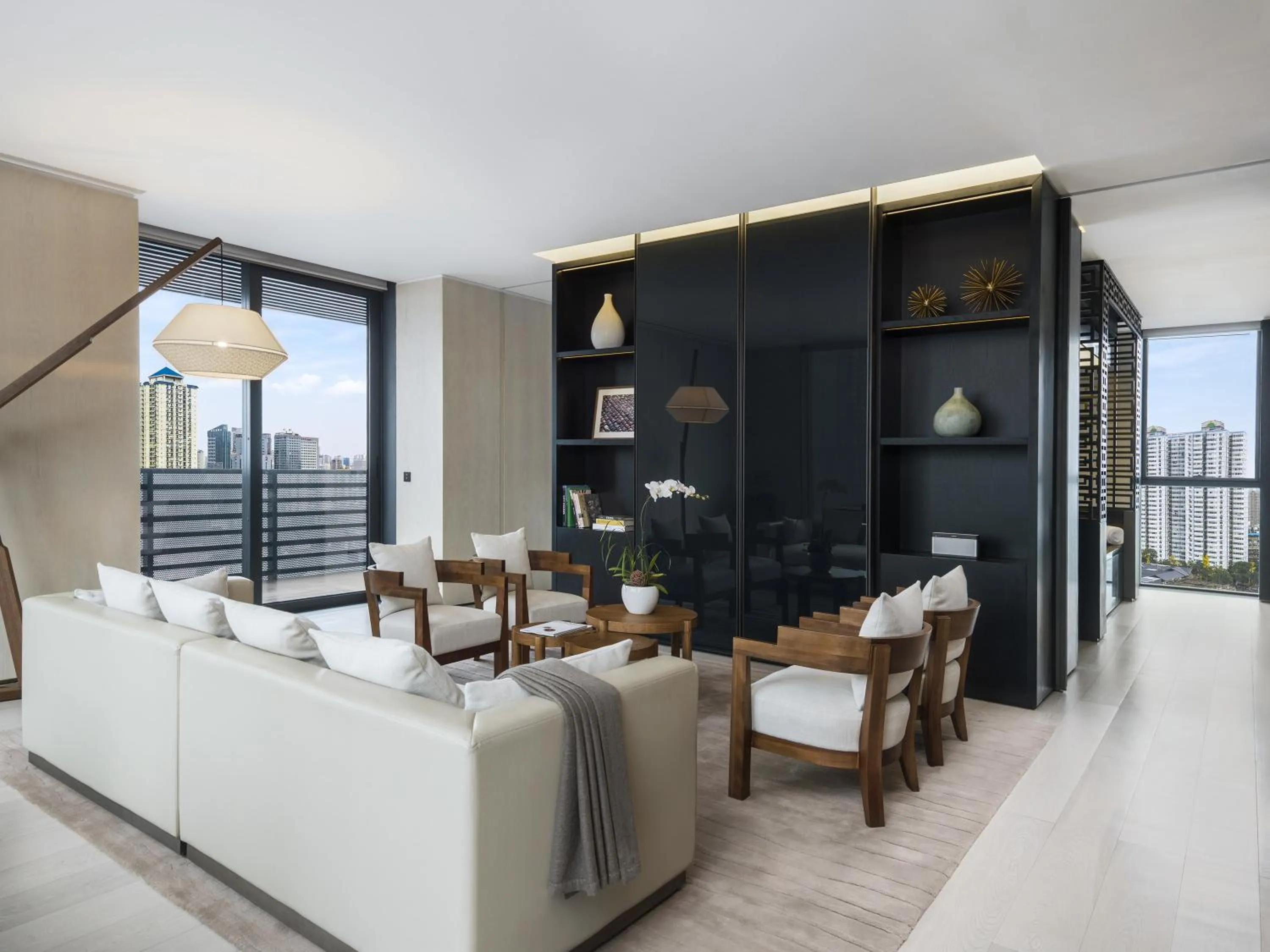 Photo of the whole room in Upper House Chengdu