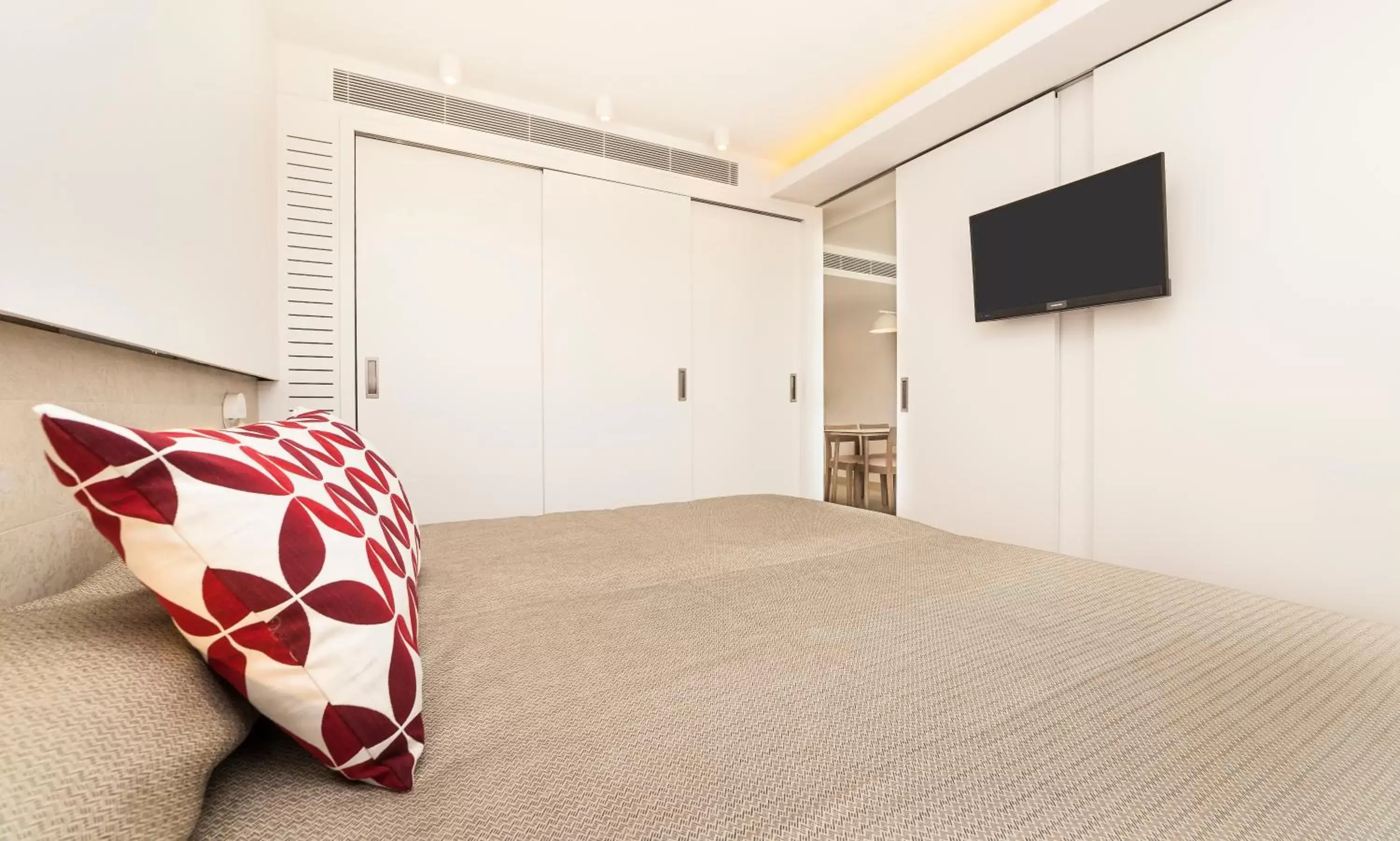 Apartment (3 Adults) in Hoposa Hotel & Apartaments VillaConcha Apartment (3 Adults) in Hoposa Hotel & Apartaments VillaConcha