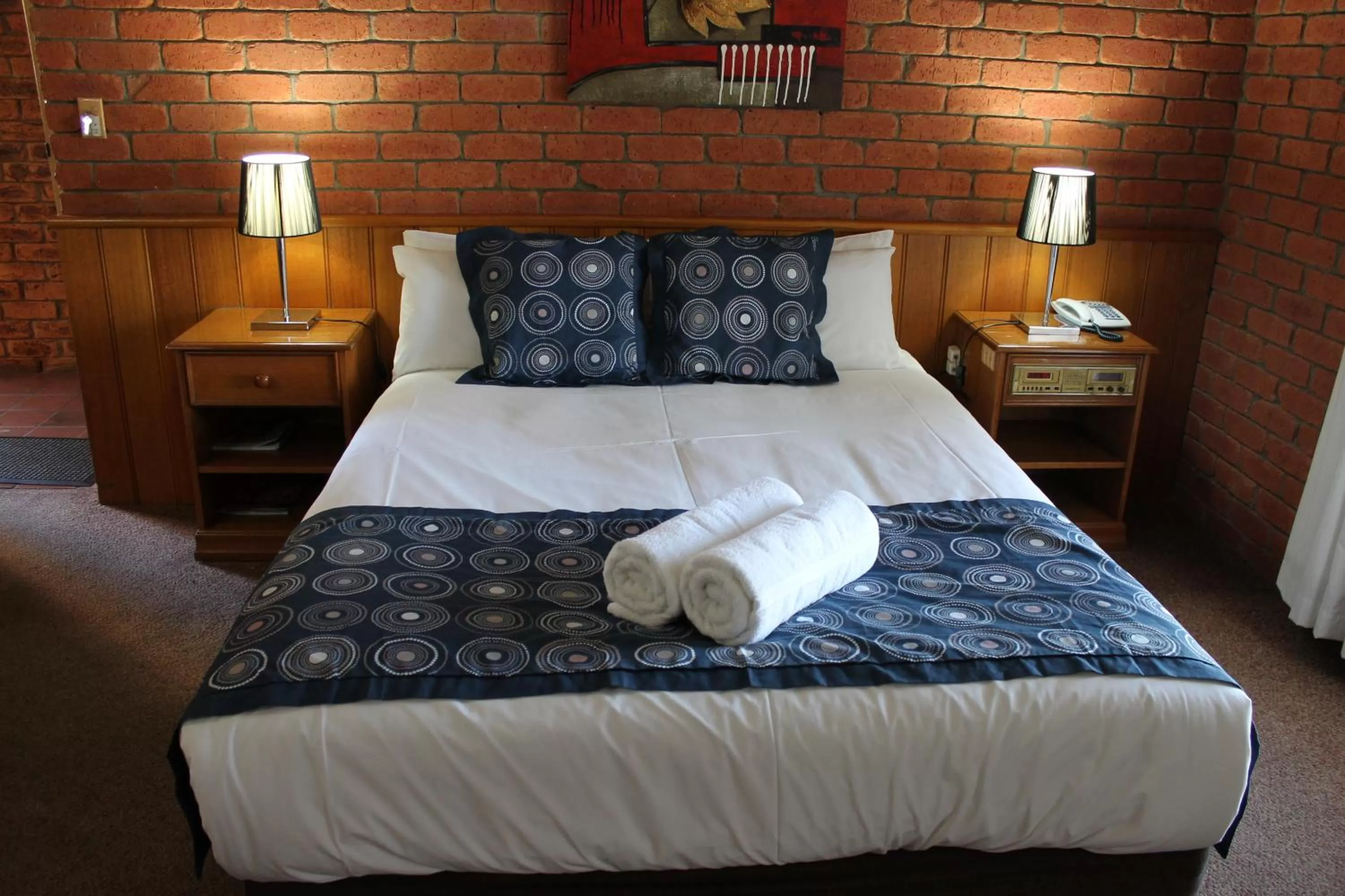 Bed in Bakery Hill Motel