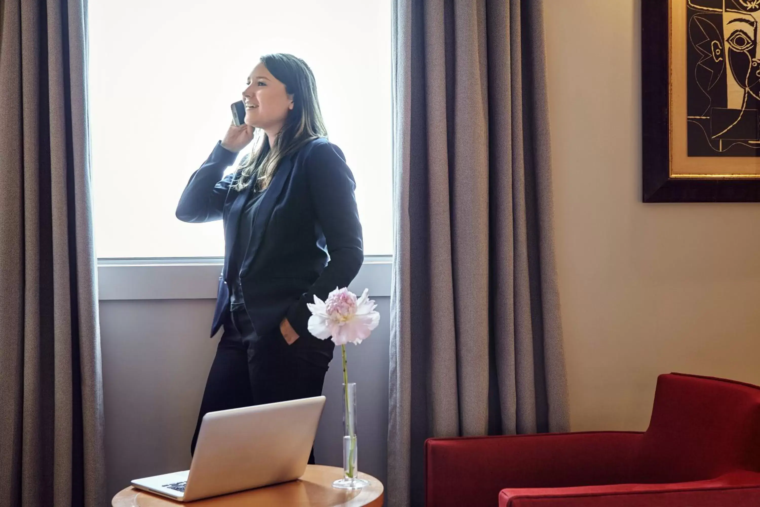 Classic Twin Room with View in Pullman Paris La Défense Classic Twin Room with View in Pullman Paris La Défense