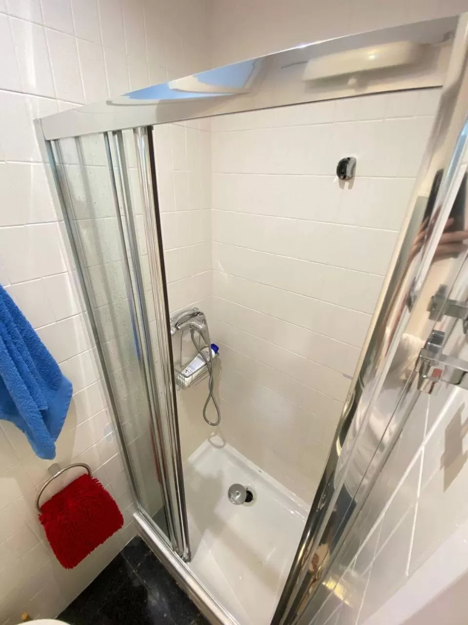 Bathroom in Habitaciones Rambla Catalunya